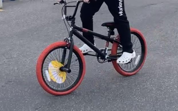 2022 Kent Dread Black