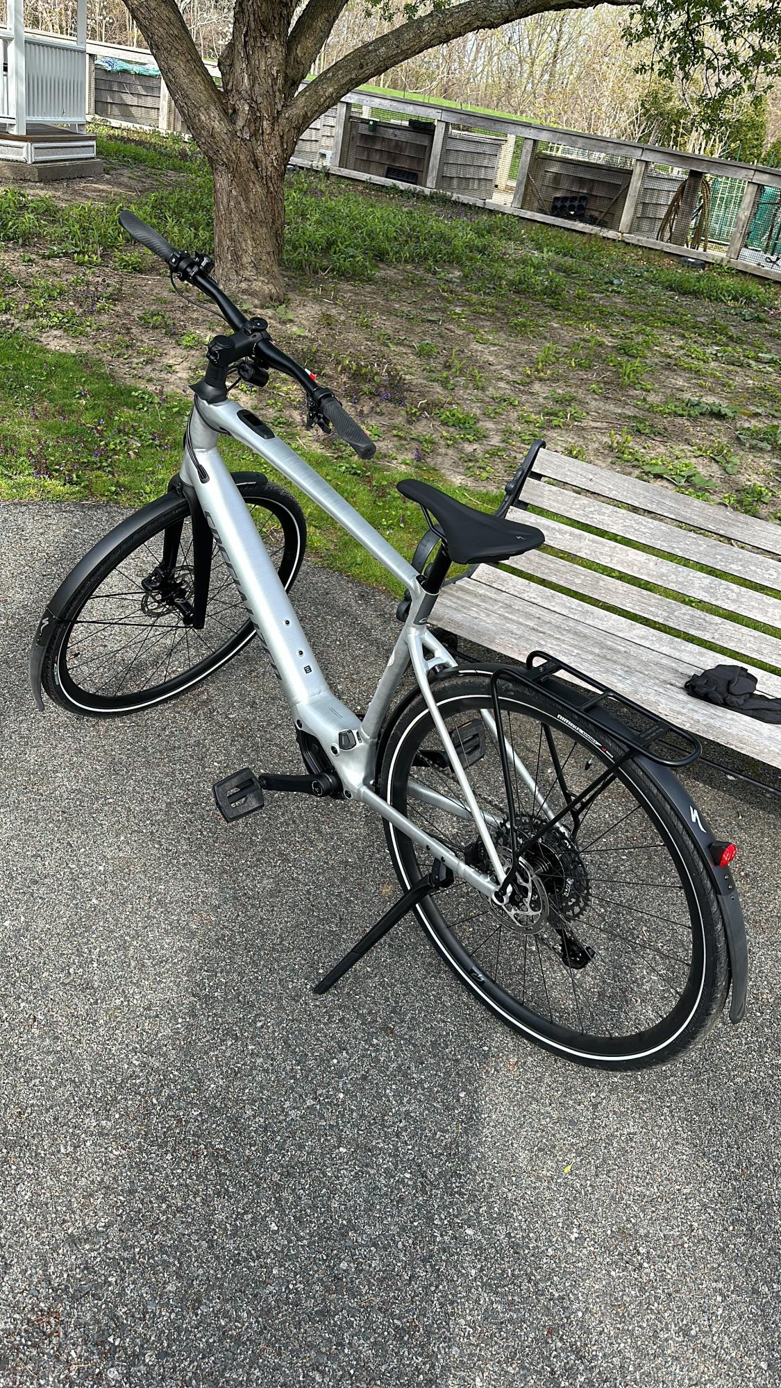 2023 Specialized VADO SL 5.0 EQ Silver, gray or bare metal