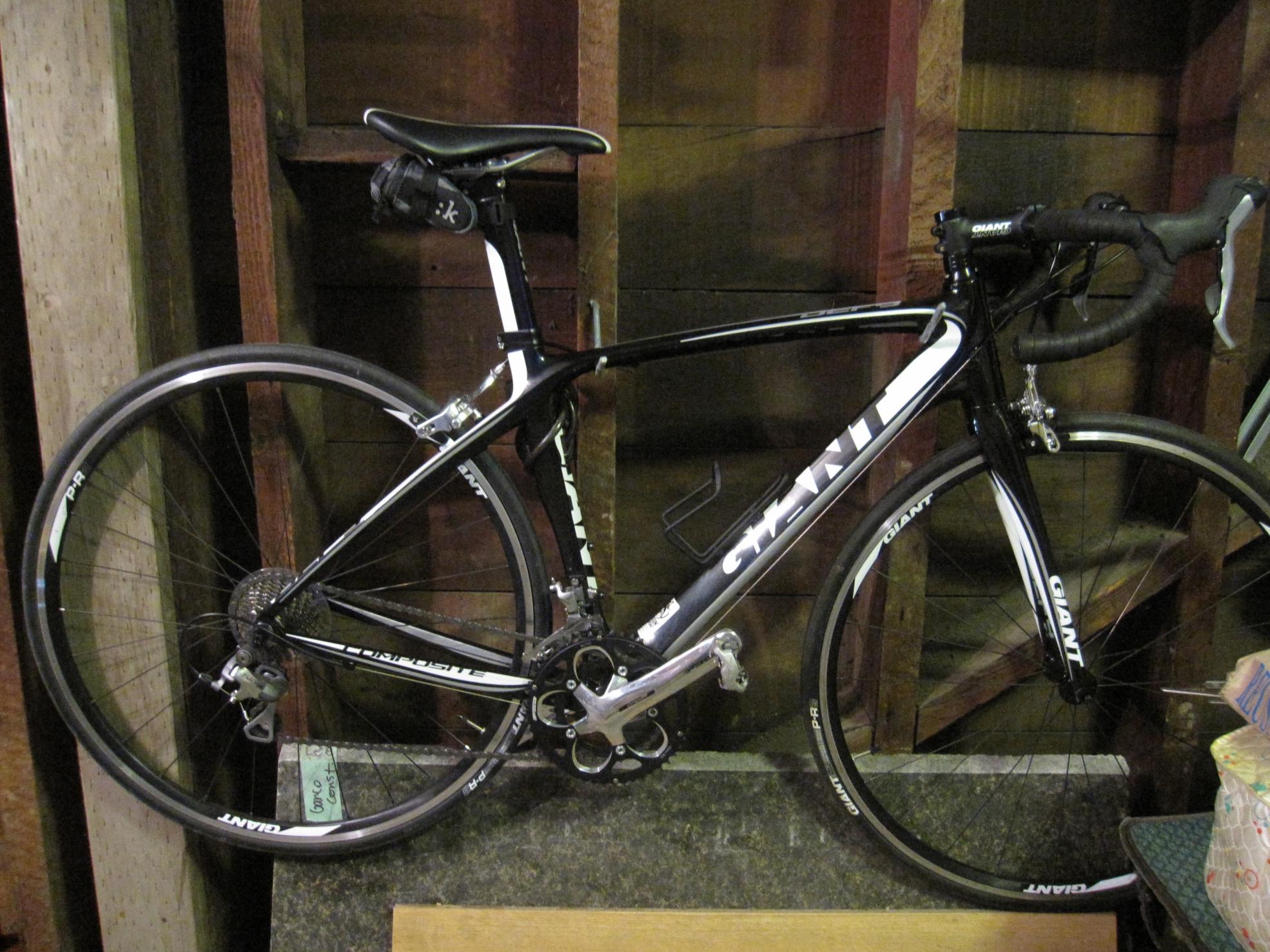 2012 Giant Defy Composite 3 Black and White