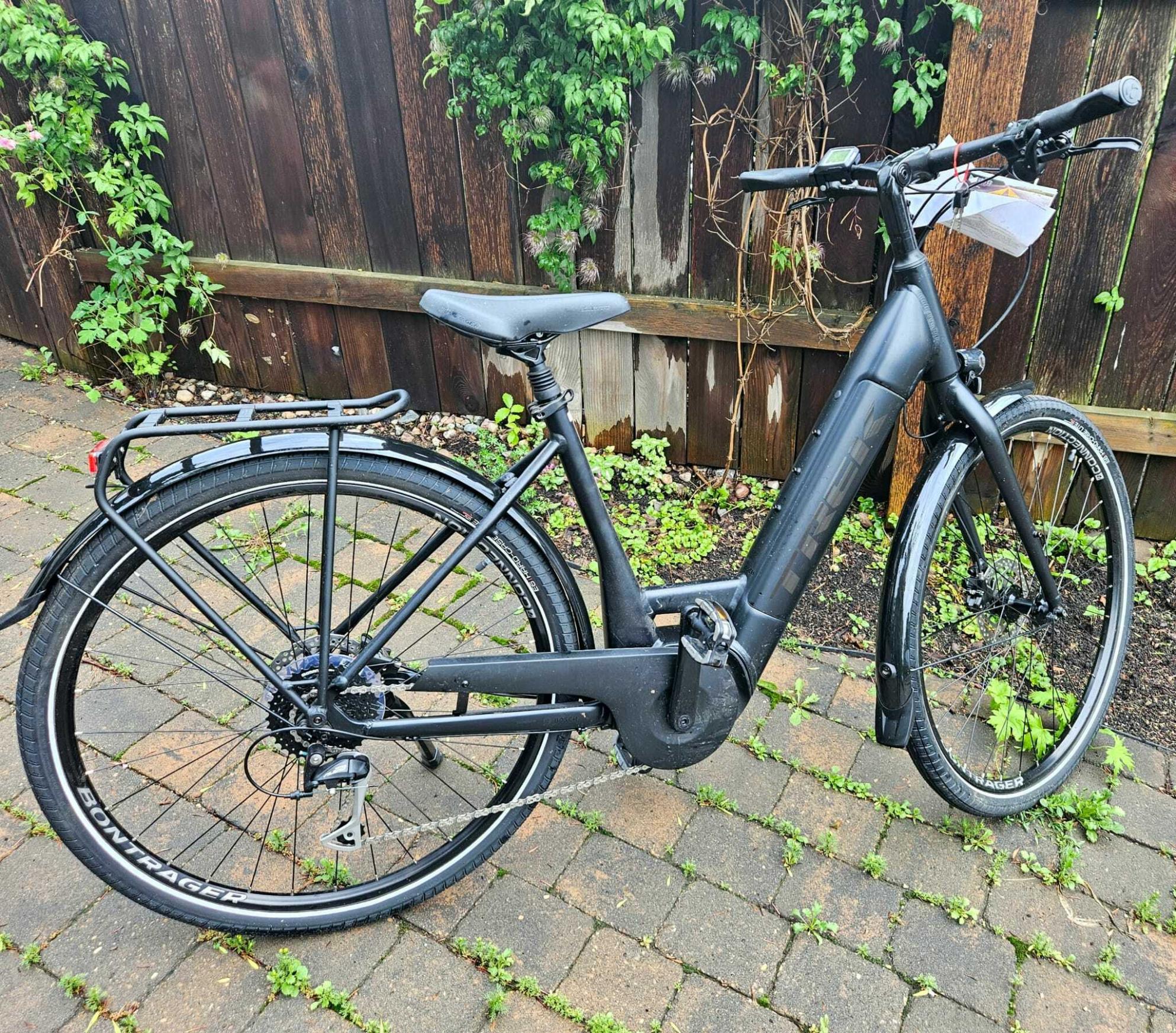 2022 Trek Verve Black
