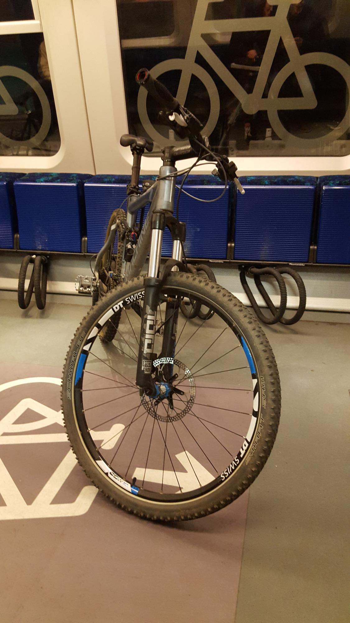 2010 RockMachine Volcano 70 Alpine Custom 7005 DB Silver or Gray