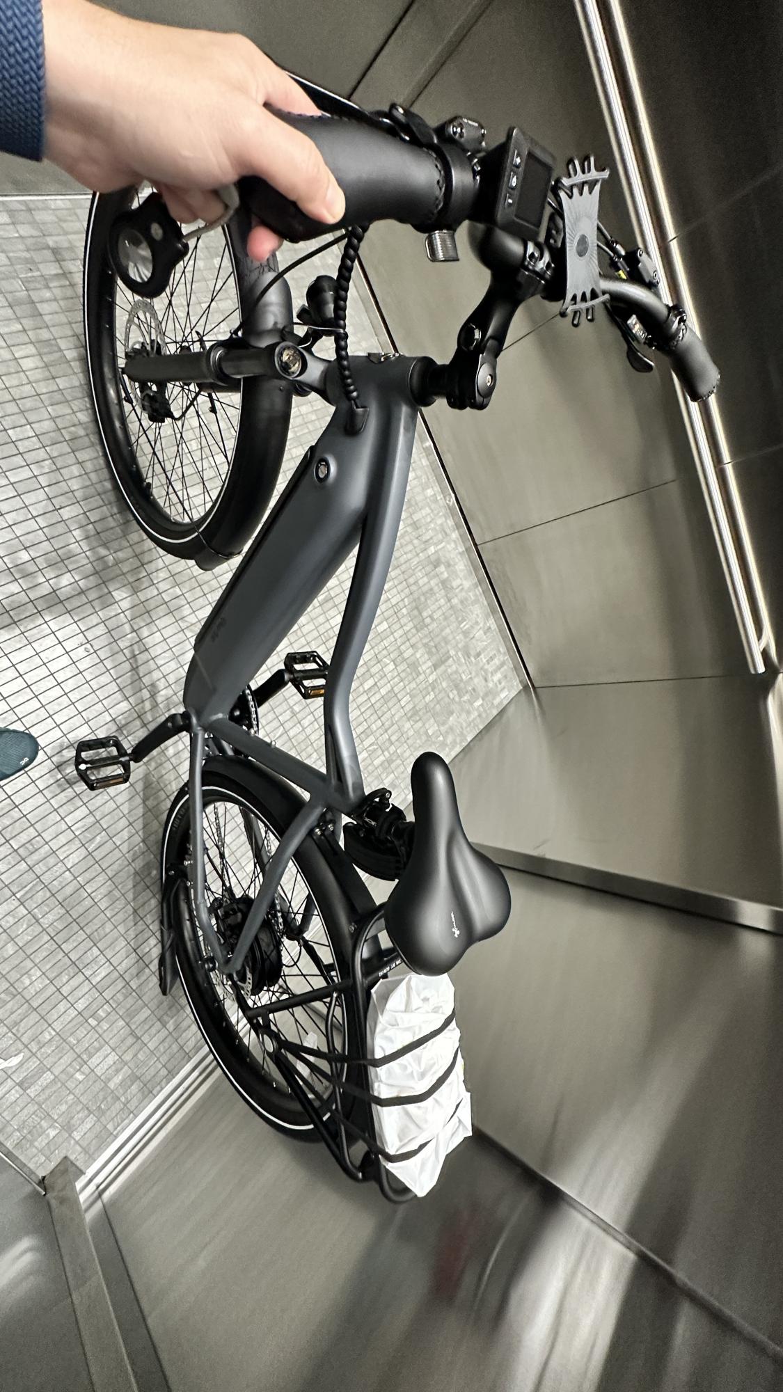 2022 Ride1Up 700 Series XR Silver, gray or bare metal