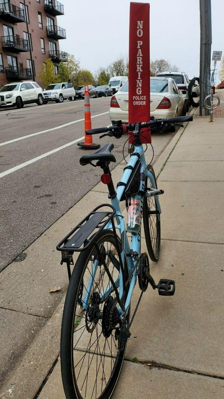 2022 Specialized Sirrus Blue