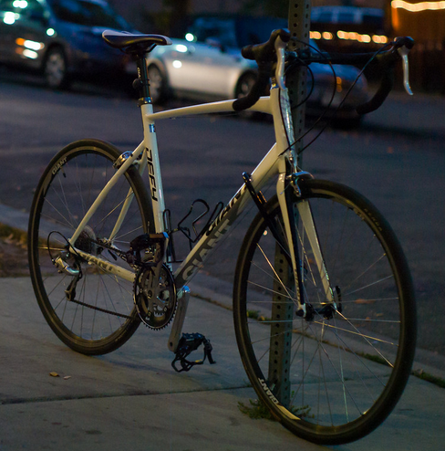 2010 Giant Defy 1 White