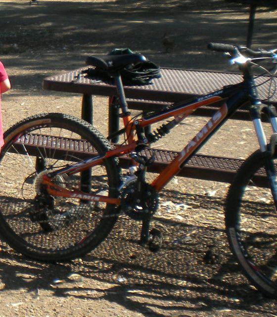 2009 Jamis Dakar  Black