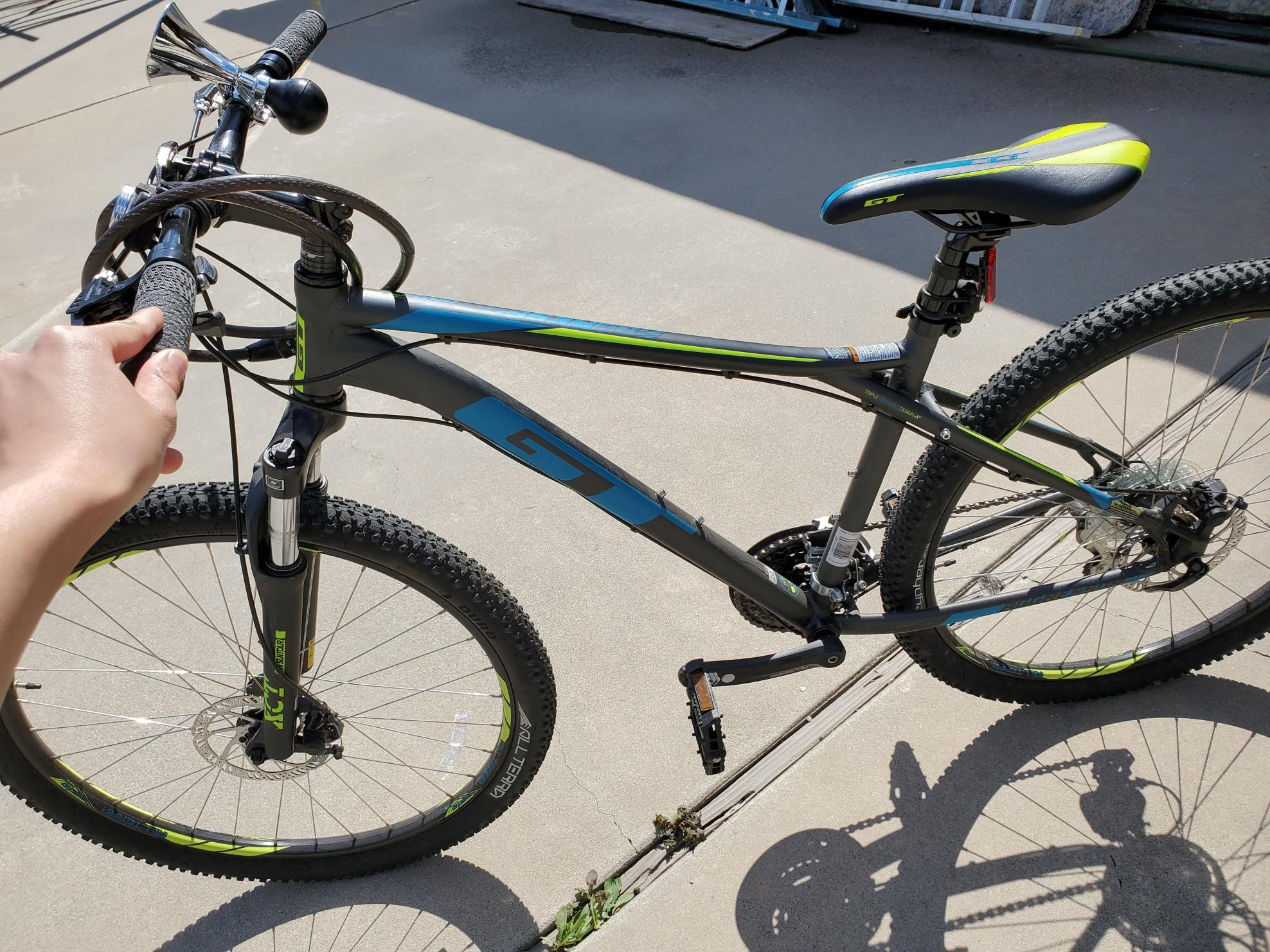 GT Bicycles 6061-T6 Aluminum Triple Triangle Frame, w/ Replaceable Derailleur Hanger, and 1 1/8 H...