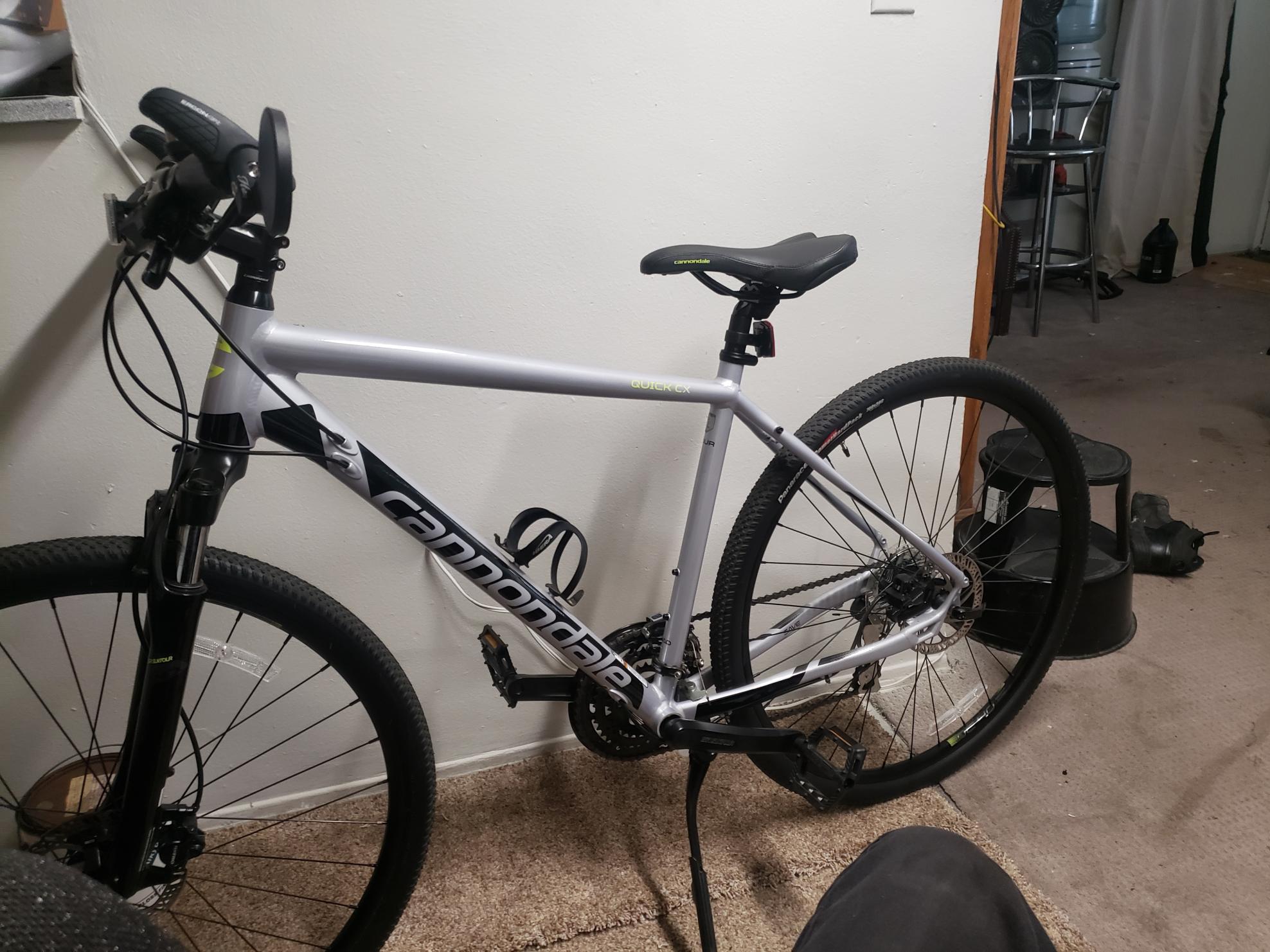 2019 Cannondale Quick CX 4 Silver, gray or bare metal