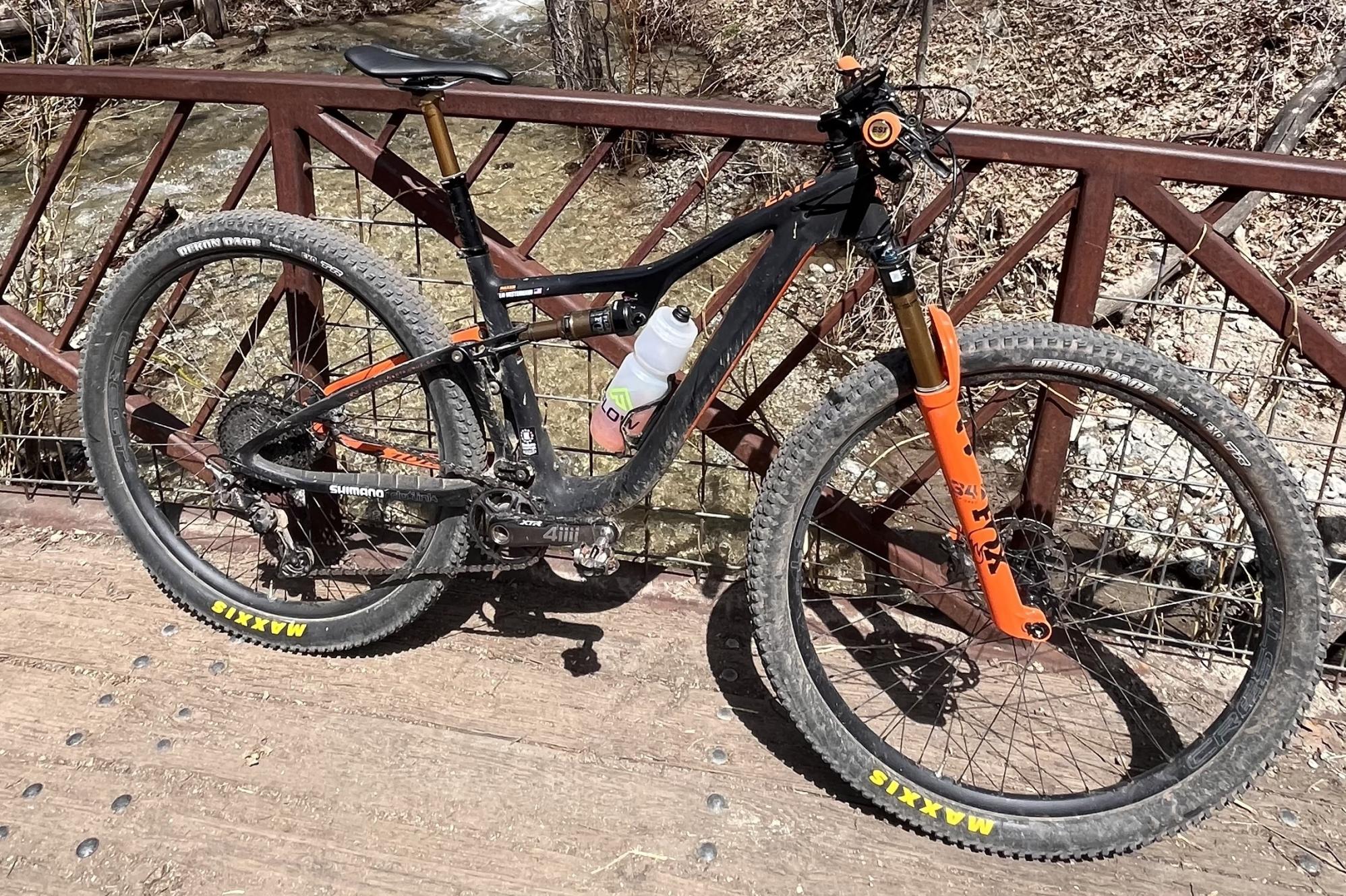 2022 Ibis Exie Black