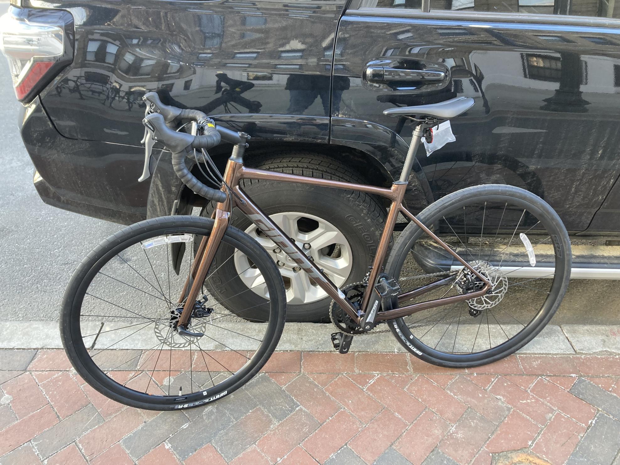 2023 Giant Contend AR 4 Brown