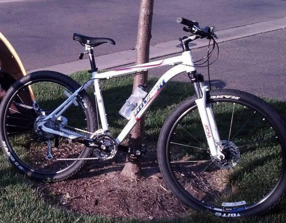 2013 Novara Torero  White