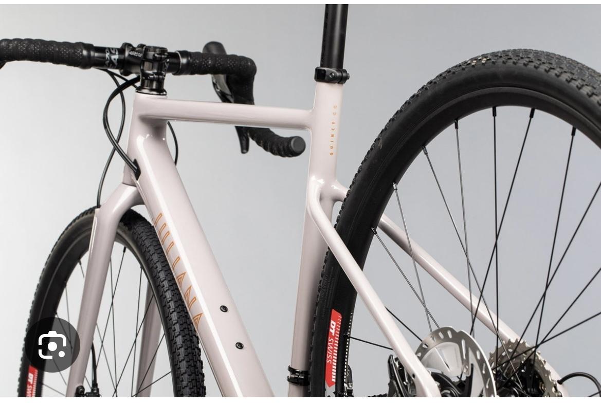 2021 Juliana Bicycles Quincy CC Rival Silver, gray or bare metal and Orange