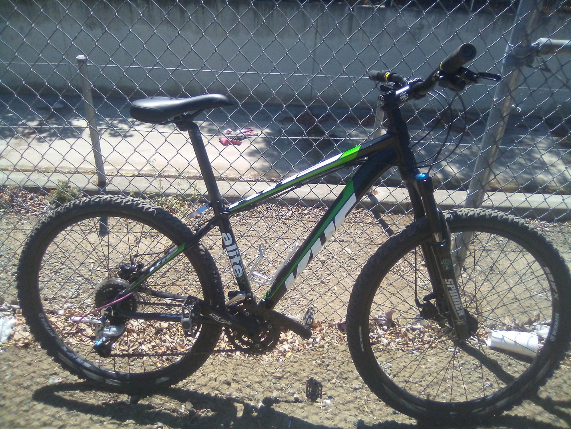 2013 KHS Bicycles ALITE 350 Black, Green, and White