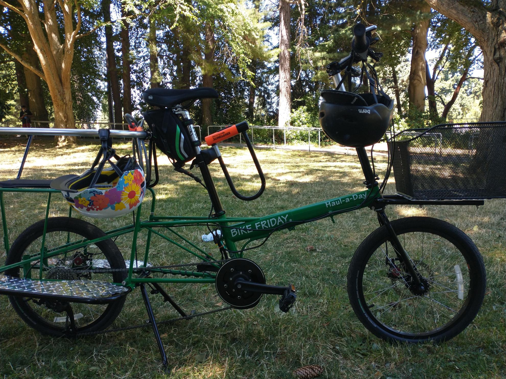 2021 Bike Friday Hauladay cargo bike (rear storage) Green and Black