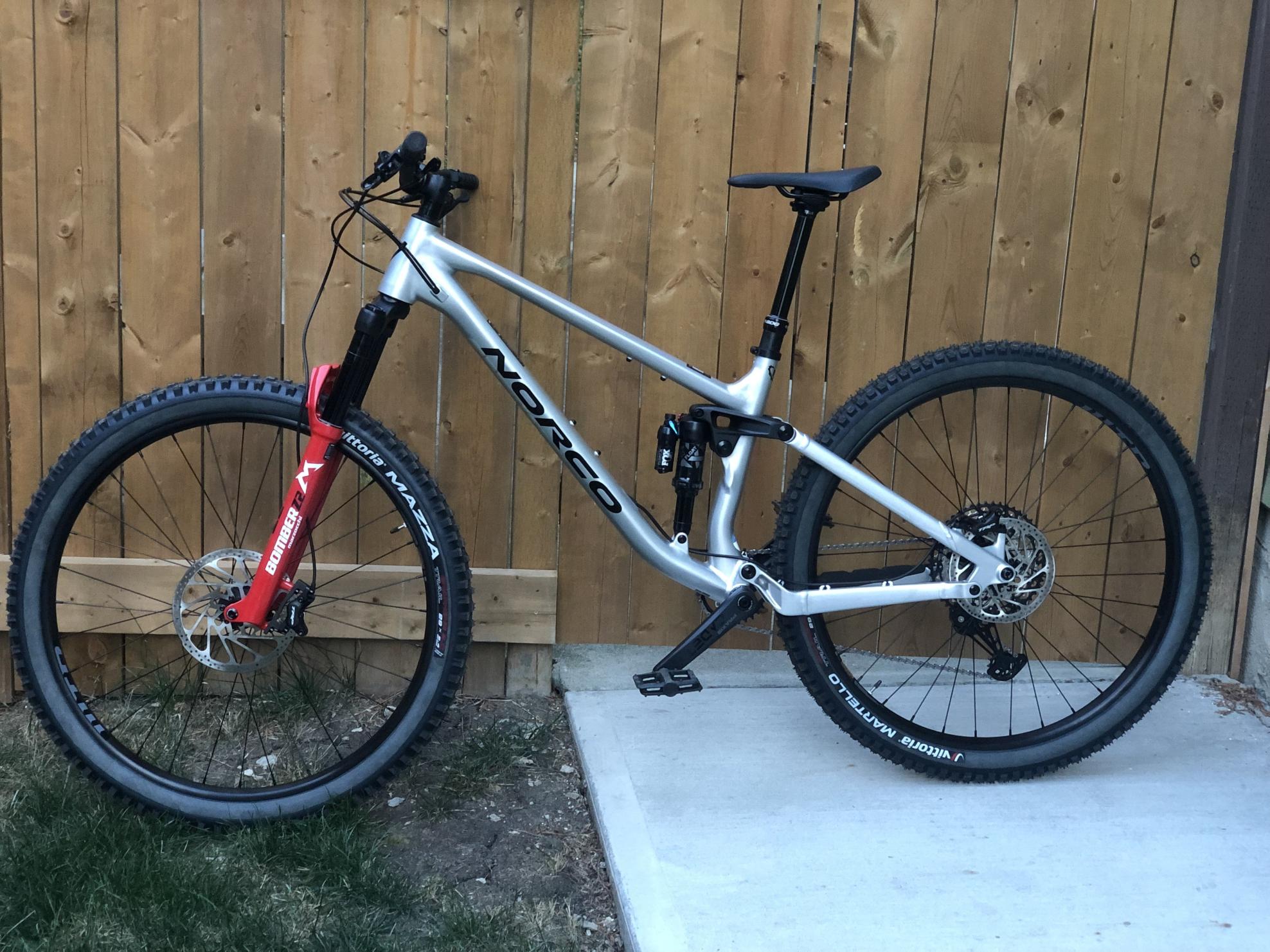 2023 Norco Bikes Fluid FS A1 Silver, gray or bare metal