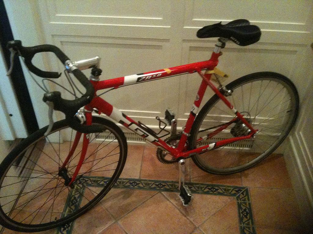 2001 GT Bicycles ZR 5.0  Red