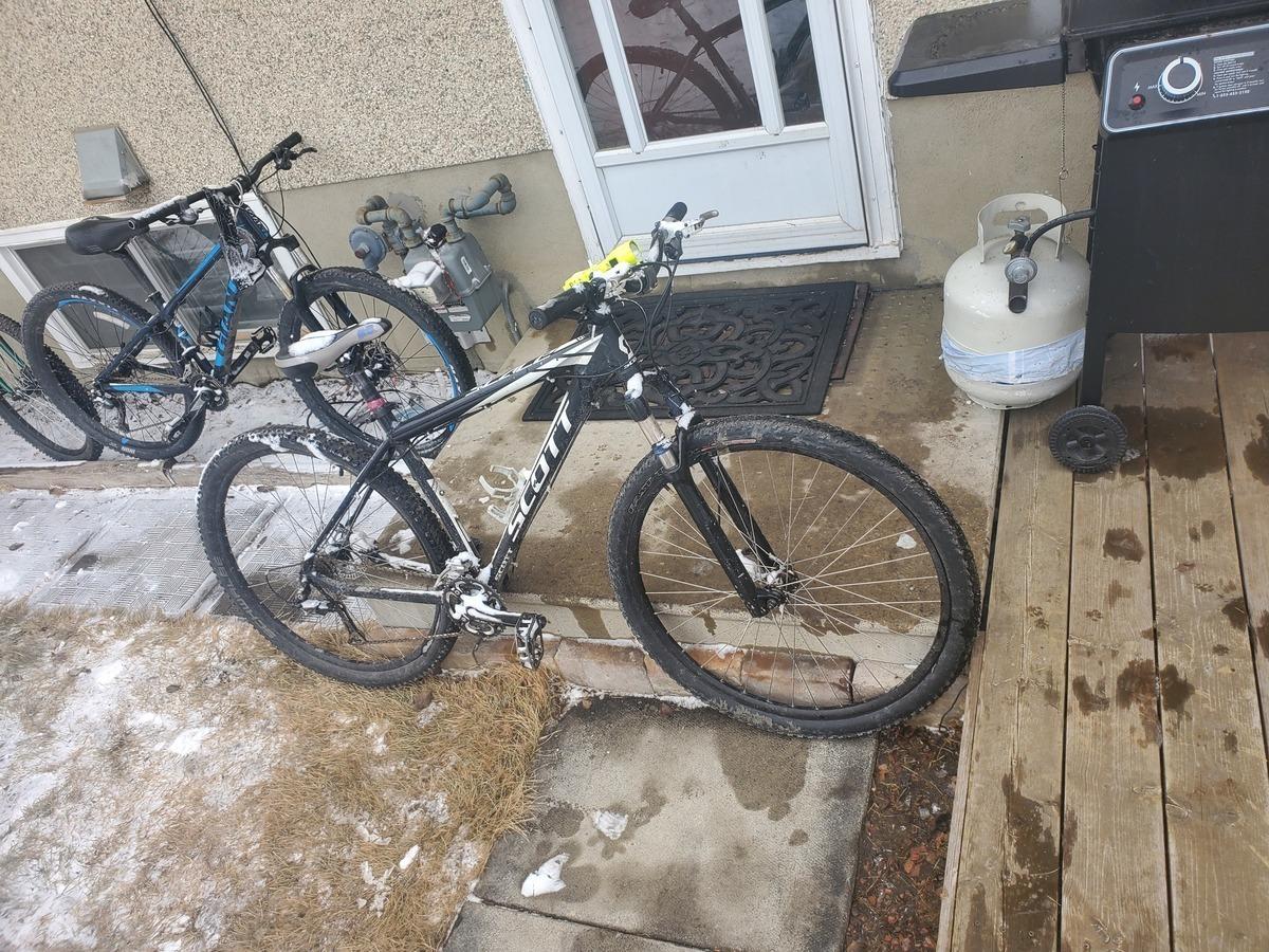 SCOTT 960 Black and White