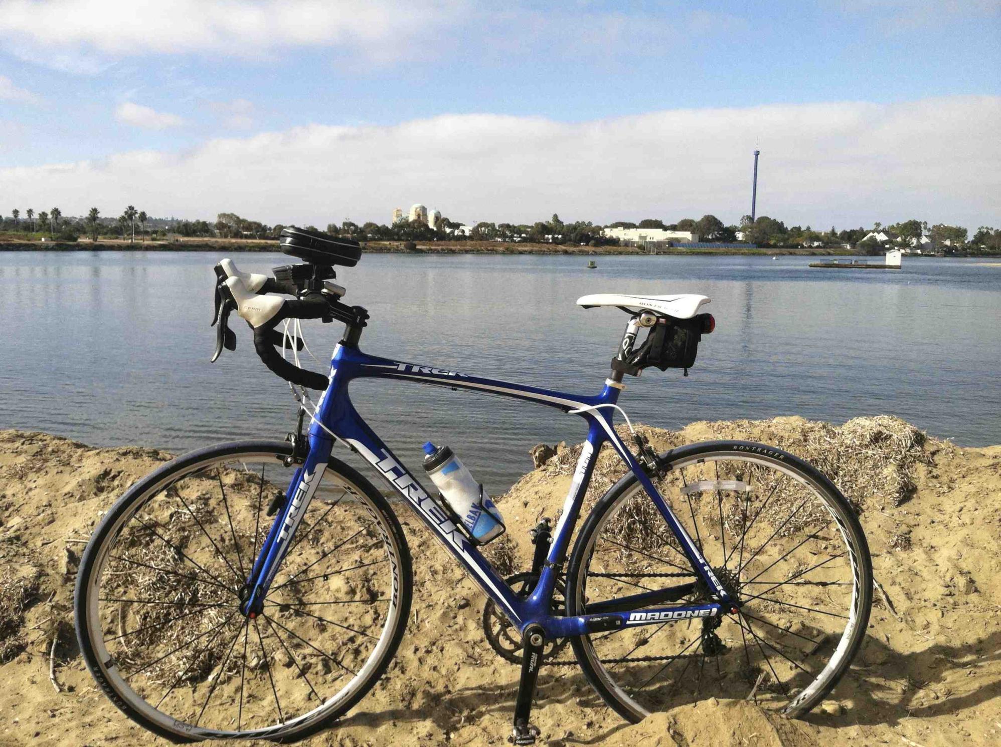 2010 Trek Madone 4.7  Blue