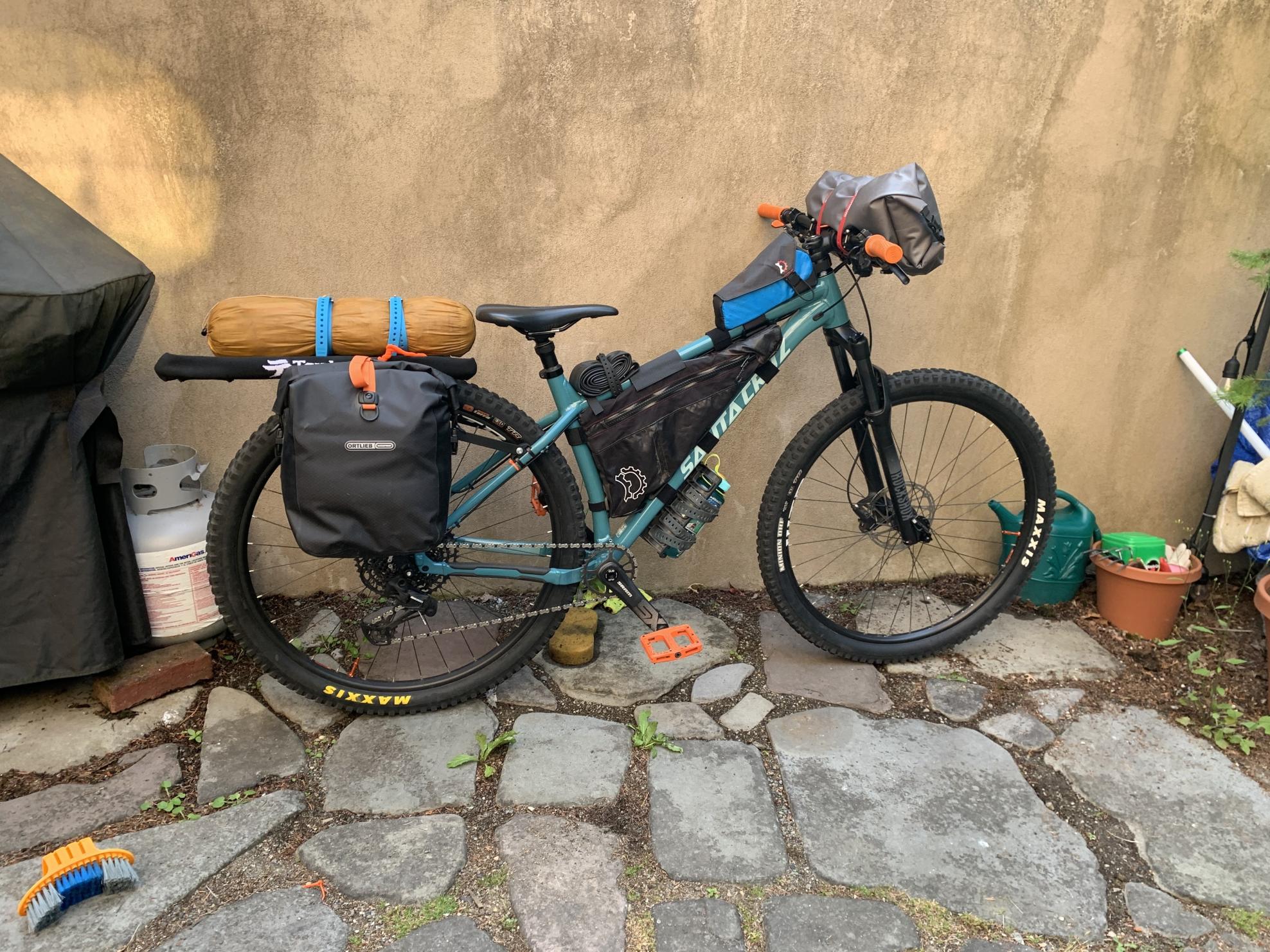 2020 Santa Cruz Chameleon Blue