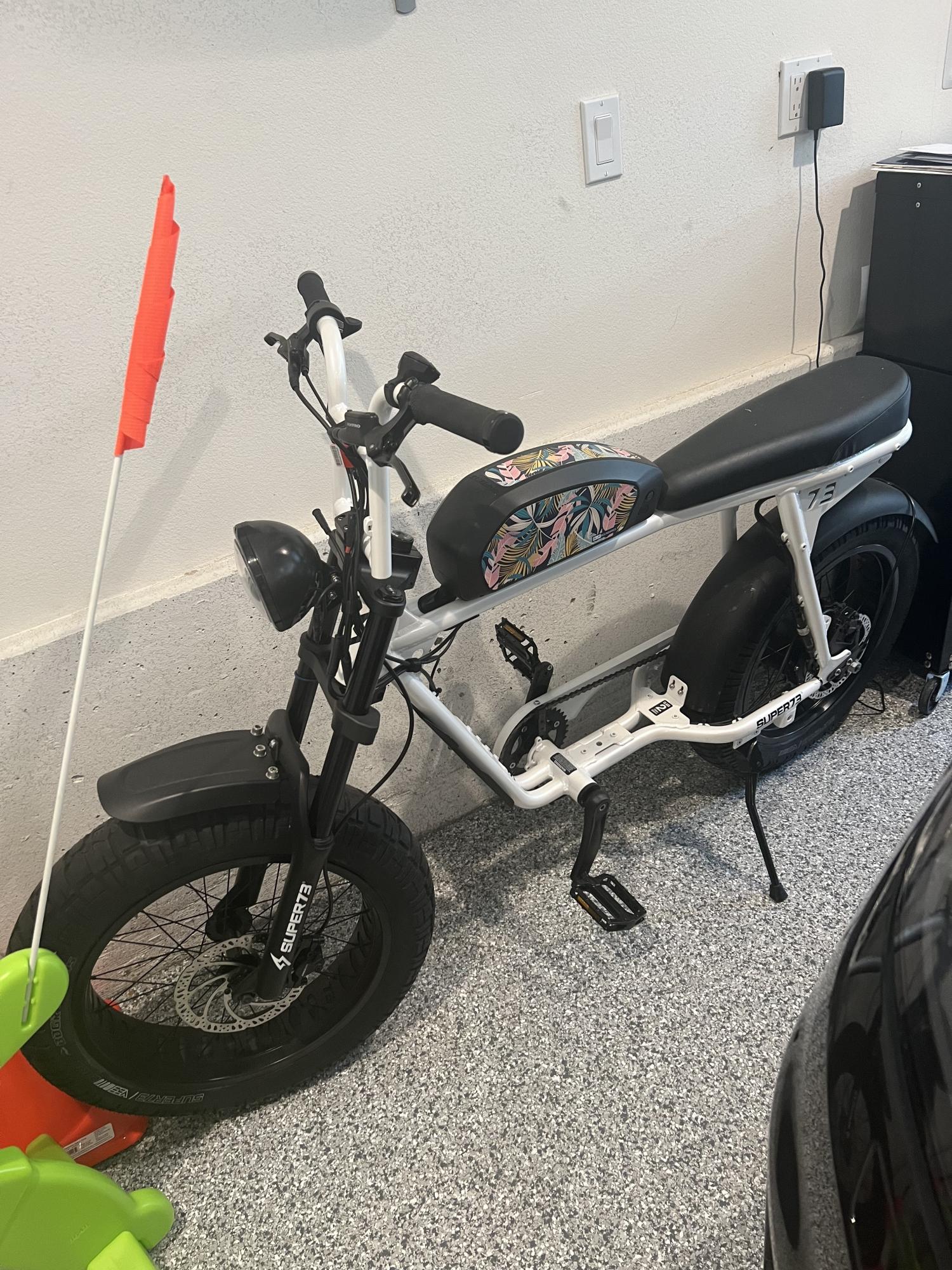 2021 Super73 S2 White