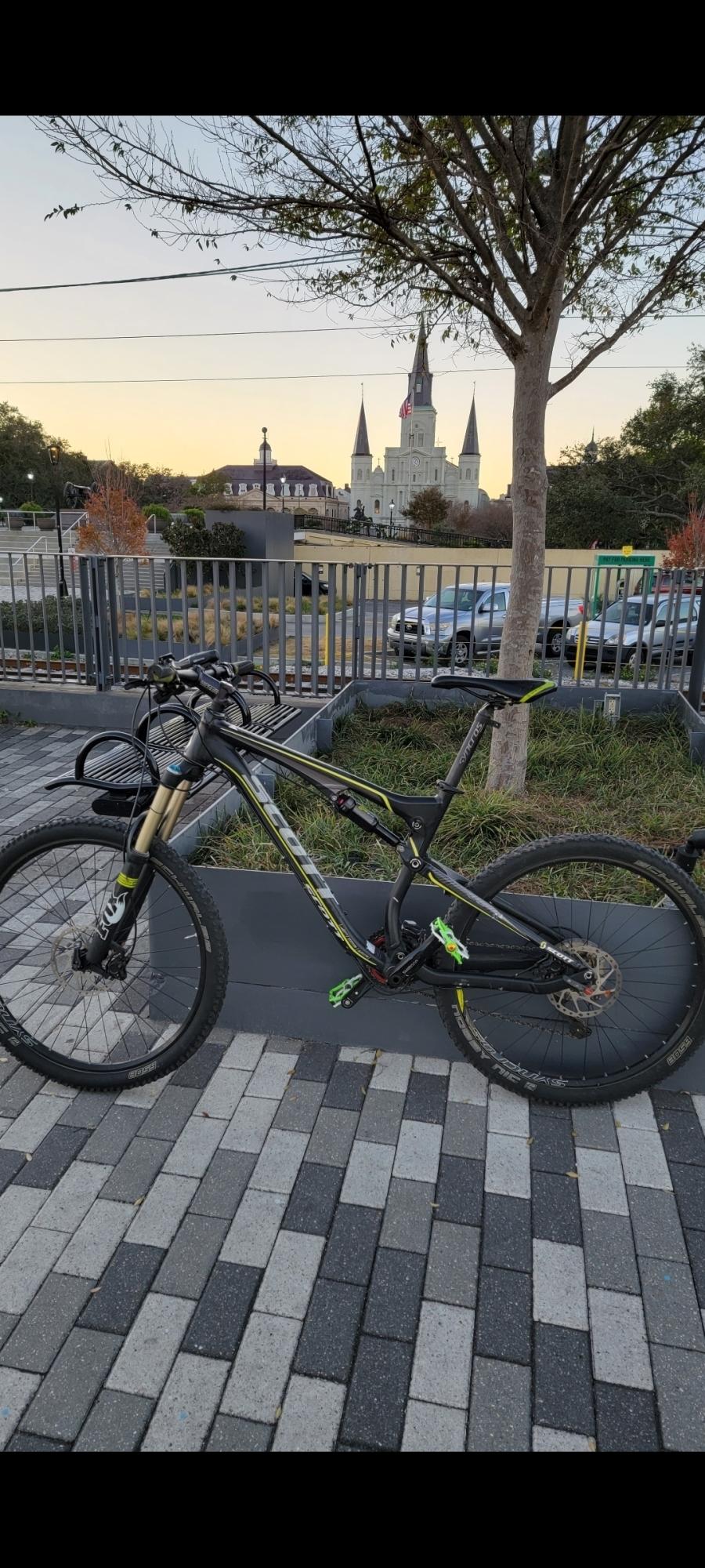 2015 SCOTT 740 Genius Black