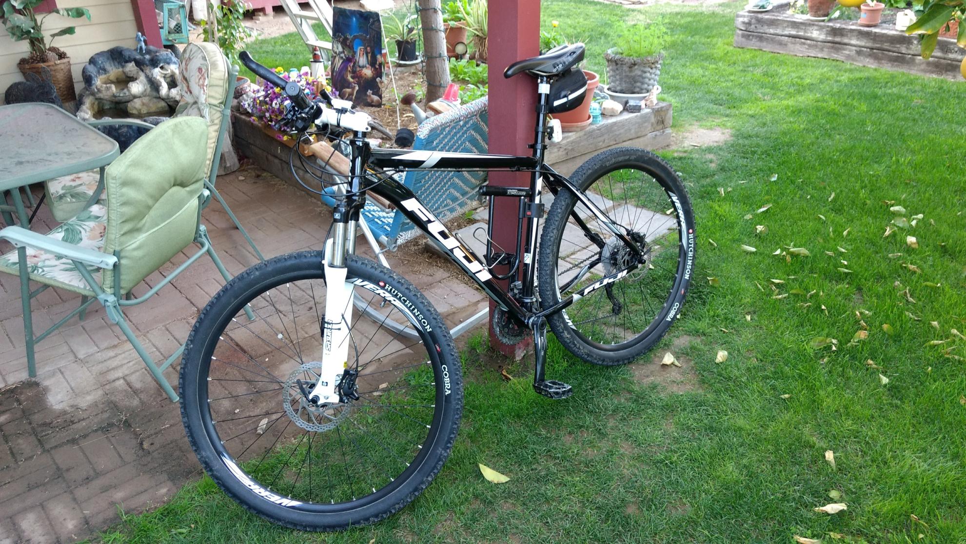 2013 Fuji Nevada 29 1.3 Black and White