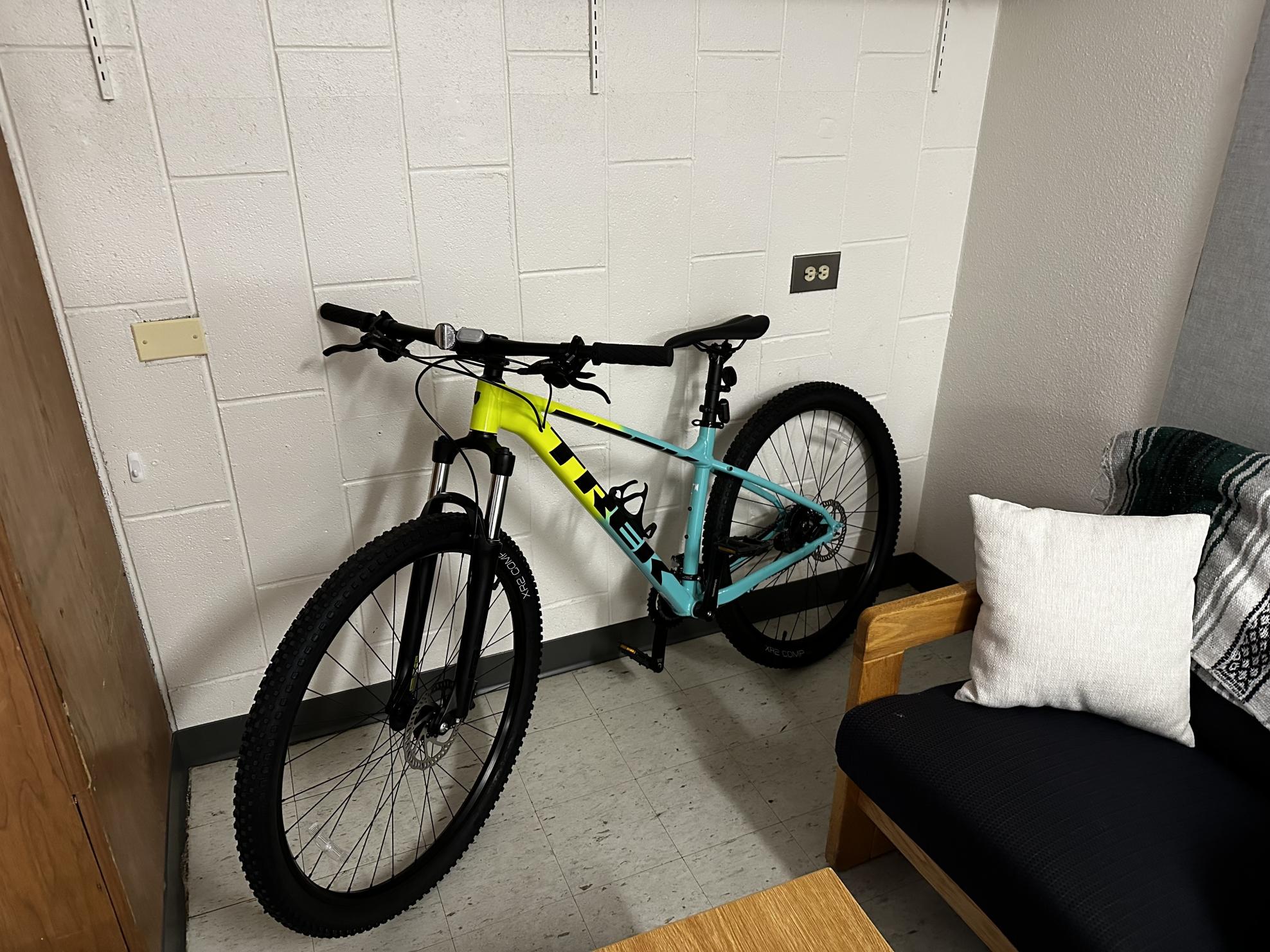 Trek Marlin Blue and Yellow or Gold