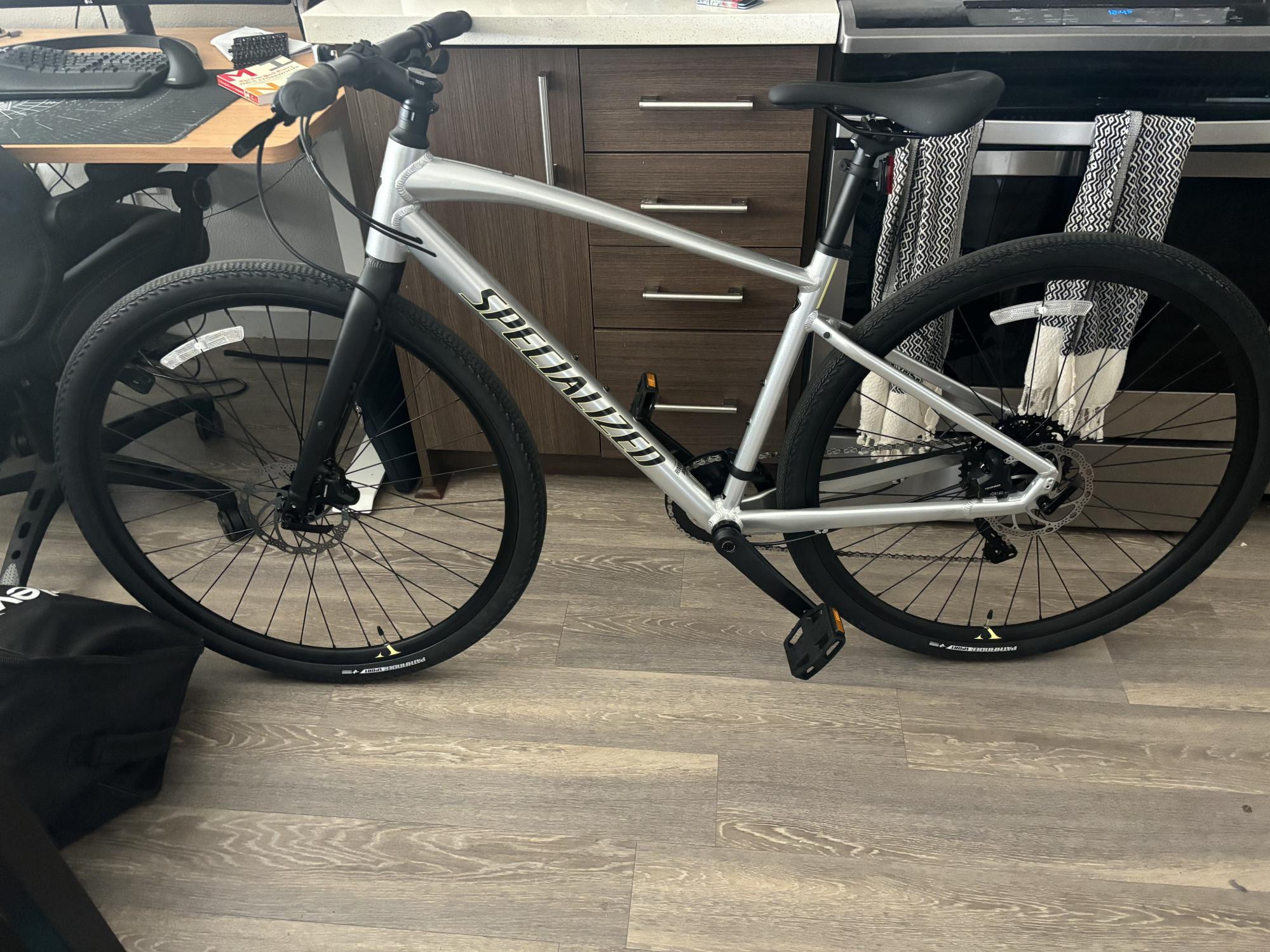 2022 Specialized Sirrus X 3.0 Silver, gray or bare metal