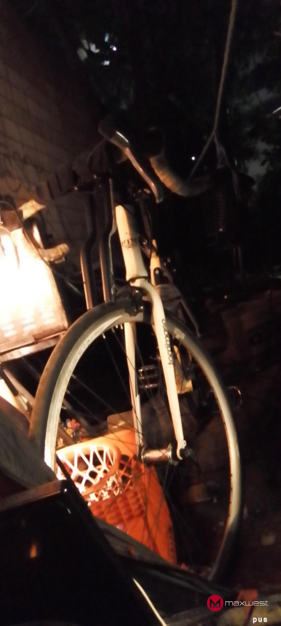 2025 Tommaso Road bike White and Black