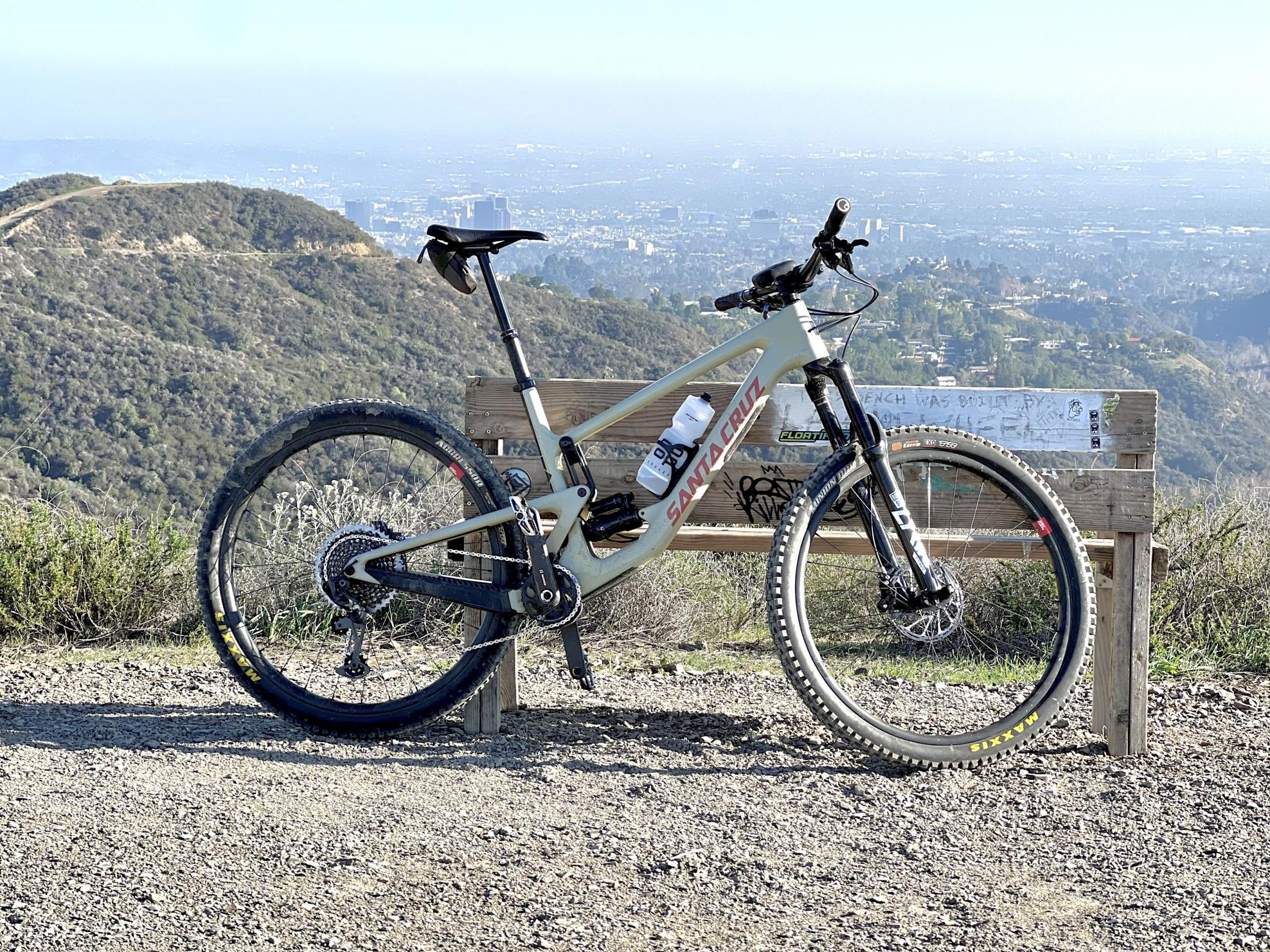 2022 Santa Cruz Hightower Brown