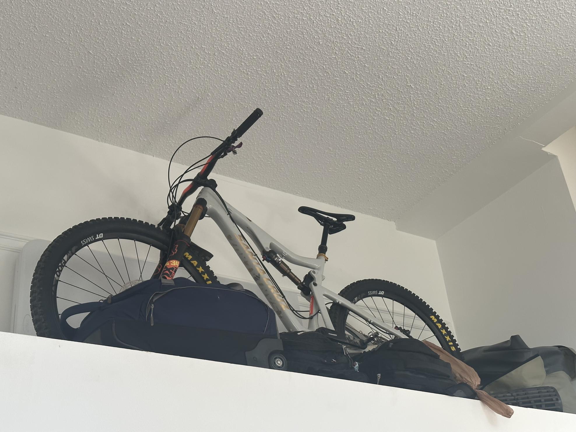 2014 Santa Cruz Bronson Silver, gray or bare metal