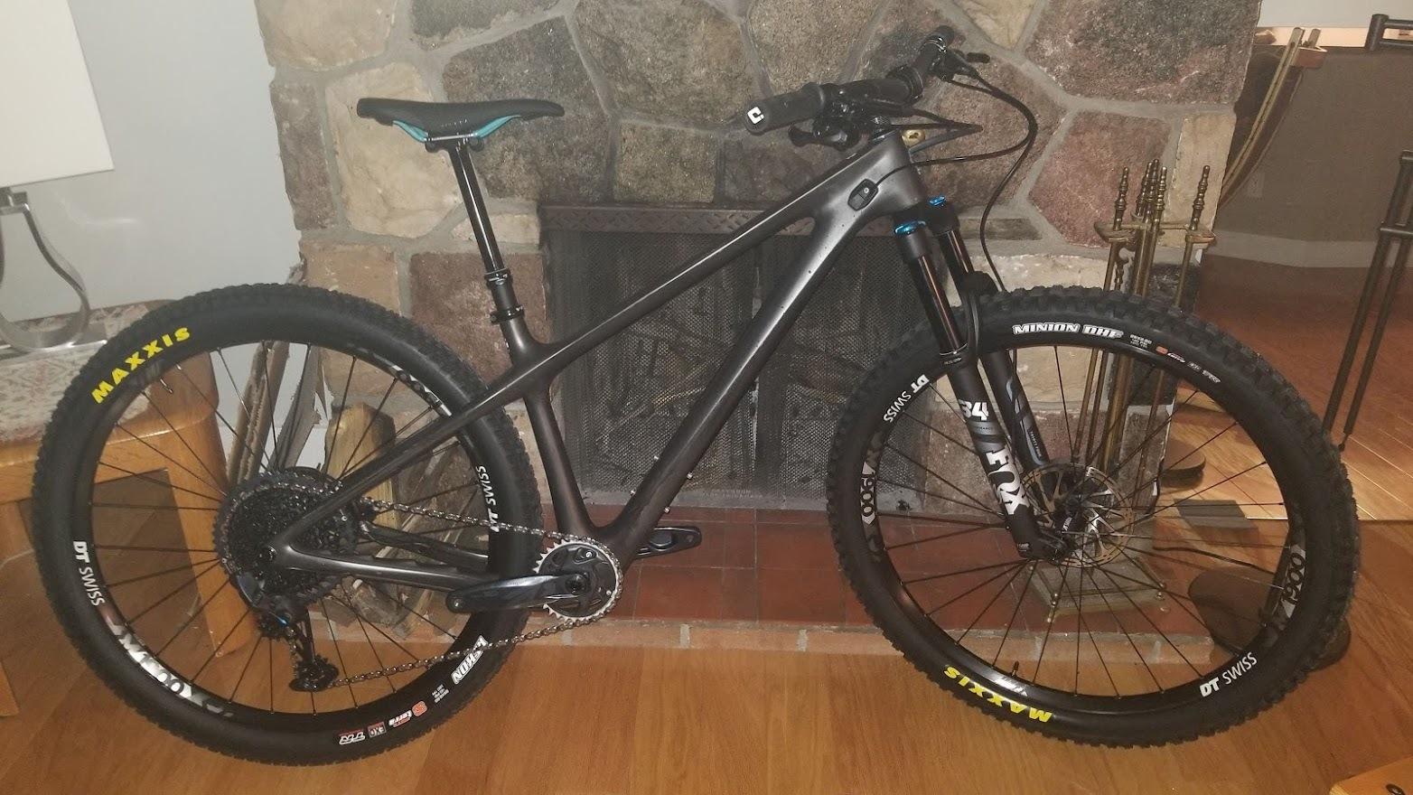 2021 Yeti Arc Black
