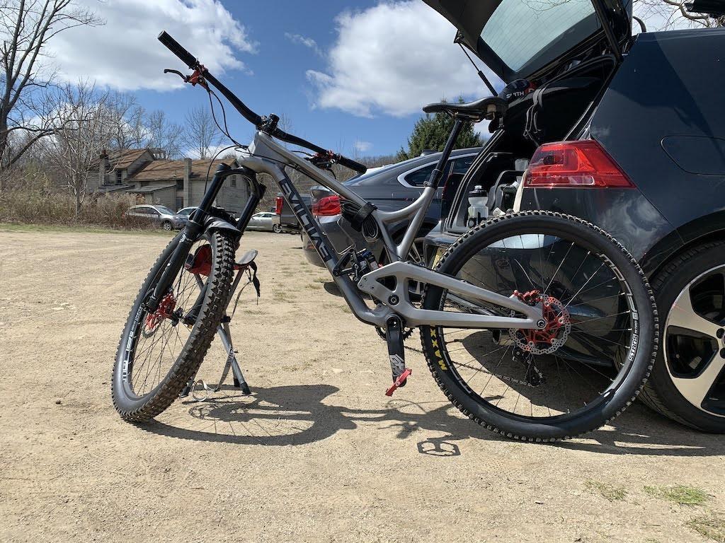 2018 Evil Insurgent Silver, gray or bare metal