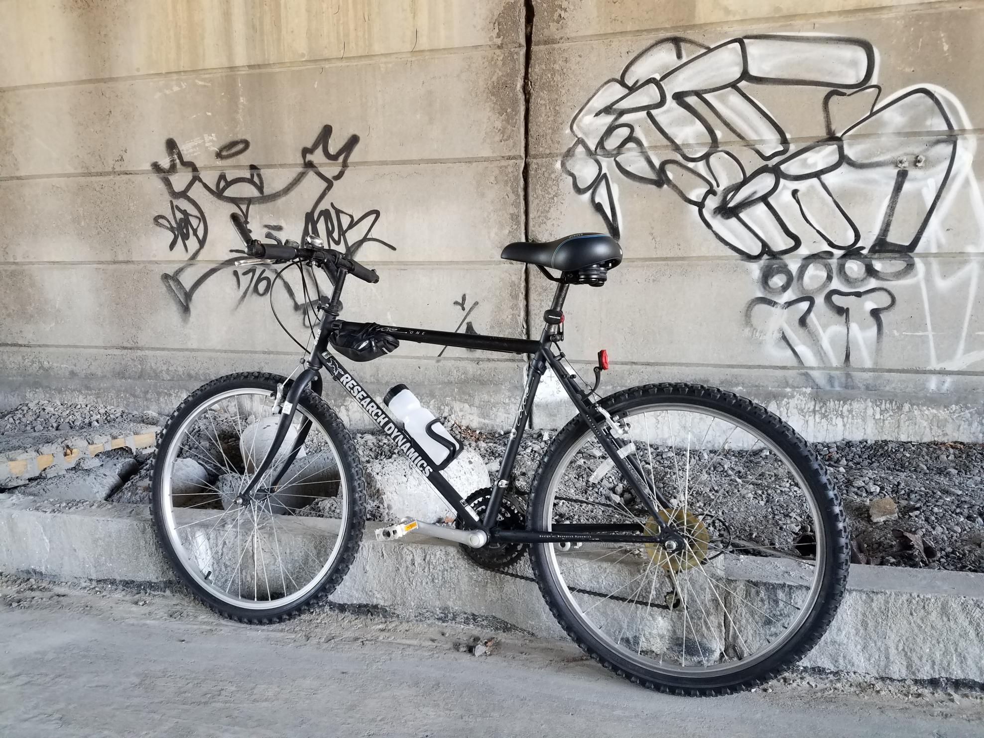 1993 Research Dynamics Coyote One Black