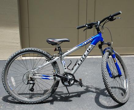 2005 Trek 4300  Black