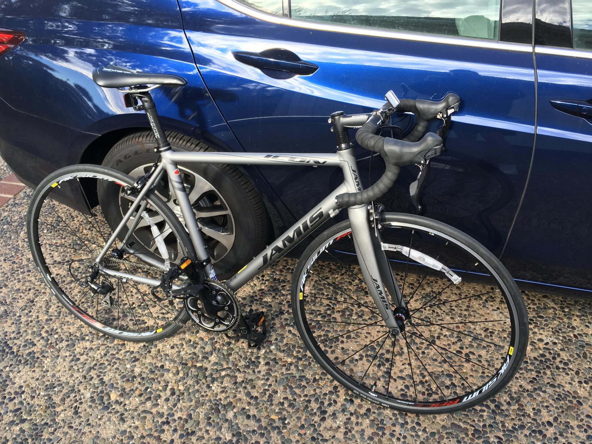 2014 Jamis Icon Pro Silver or Gray