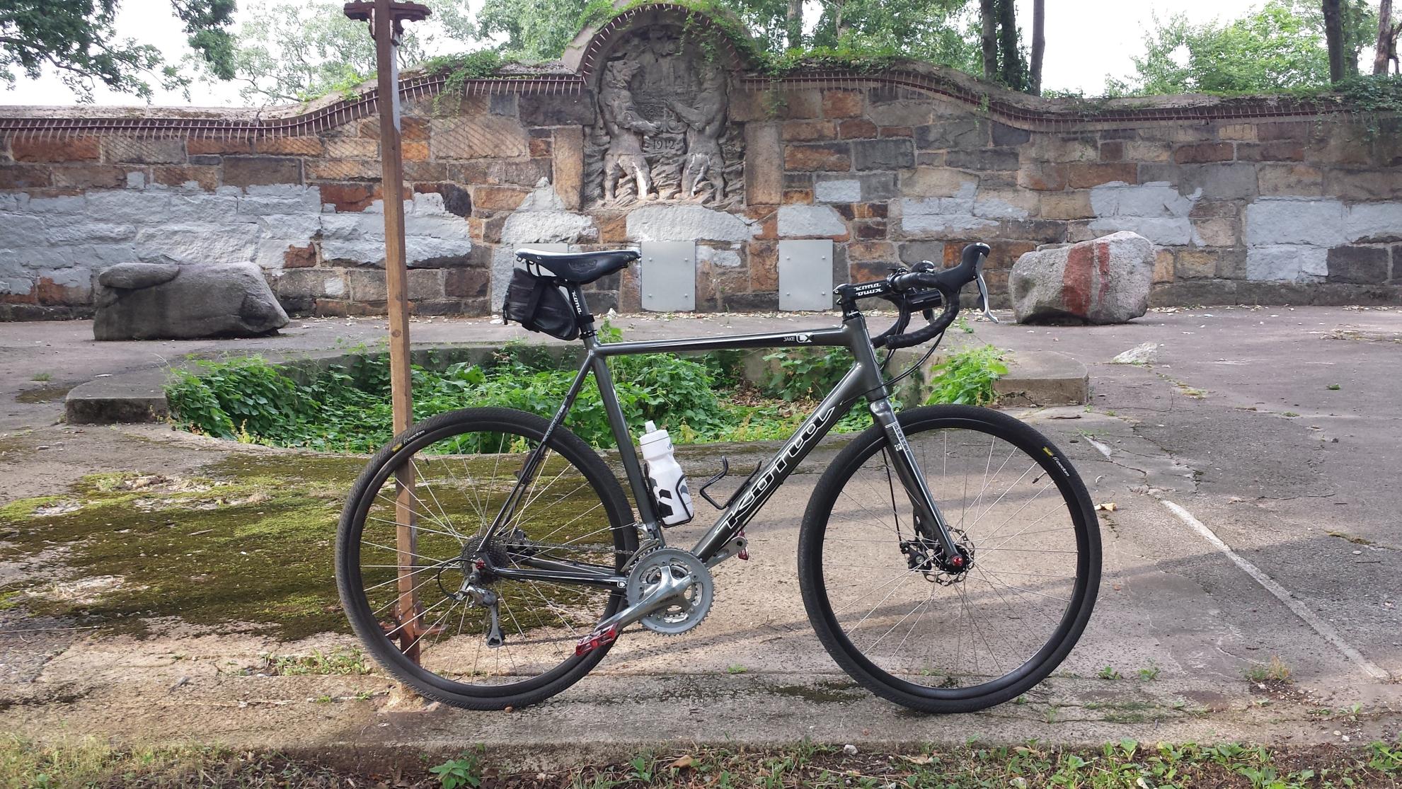 2013 Kona Silver or Gray