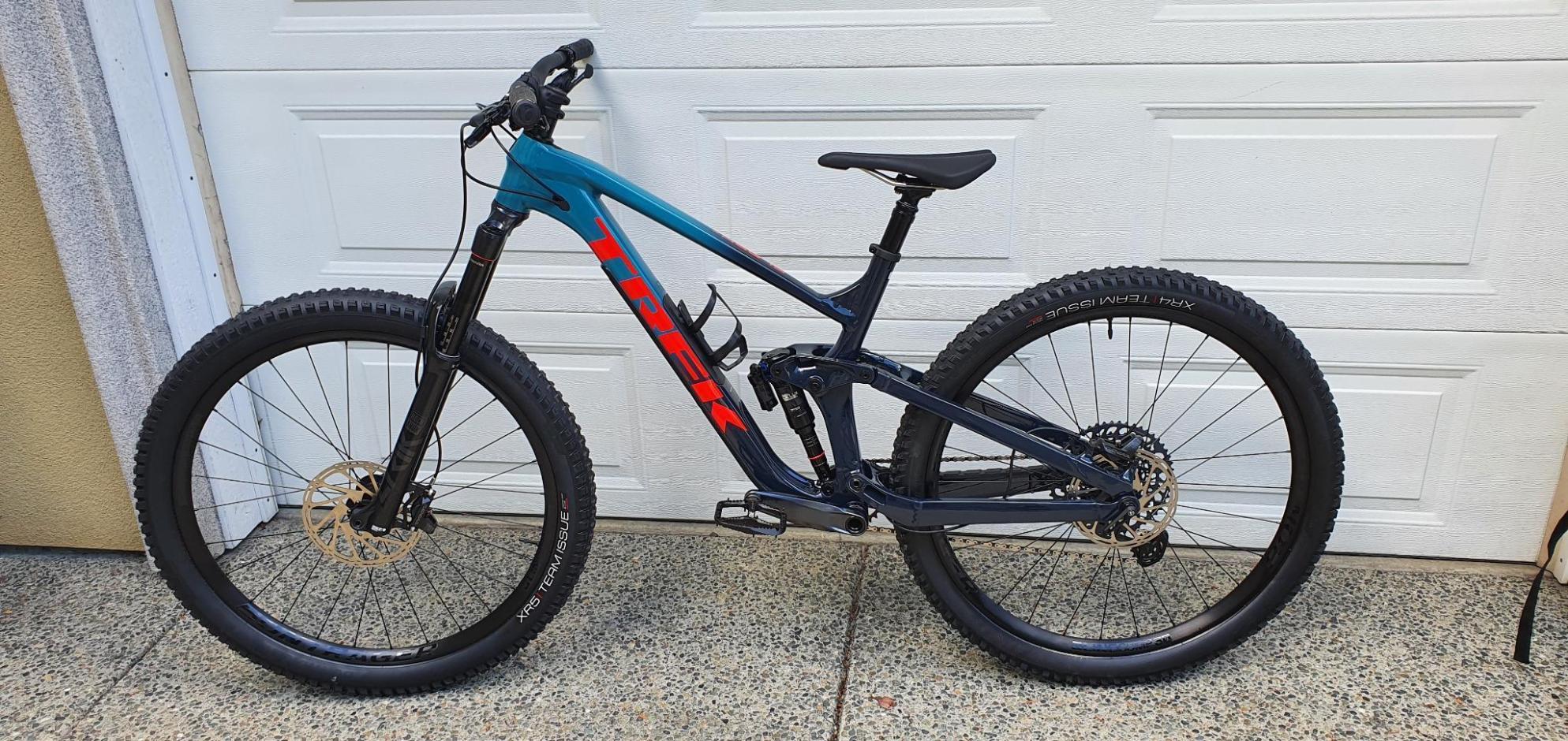 2021 Trek Slash 8 Blue