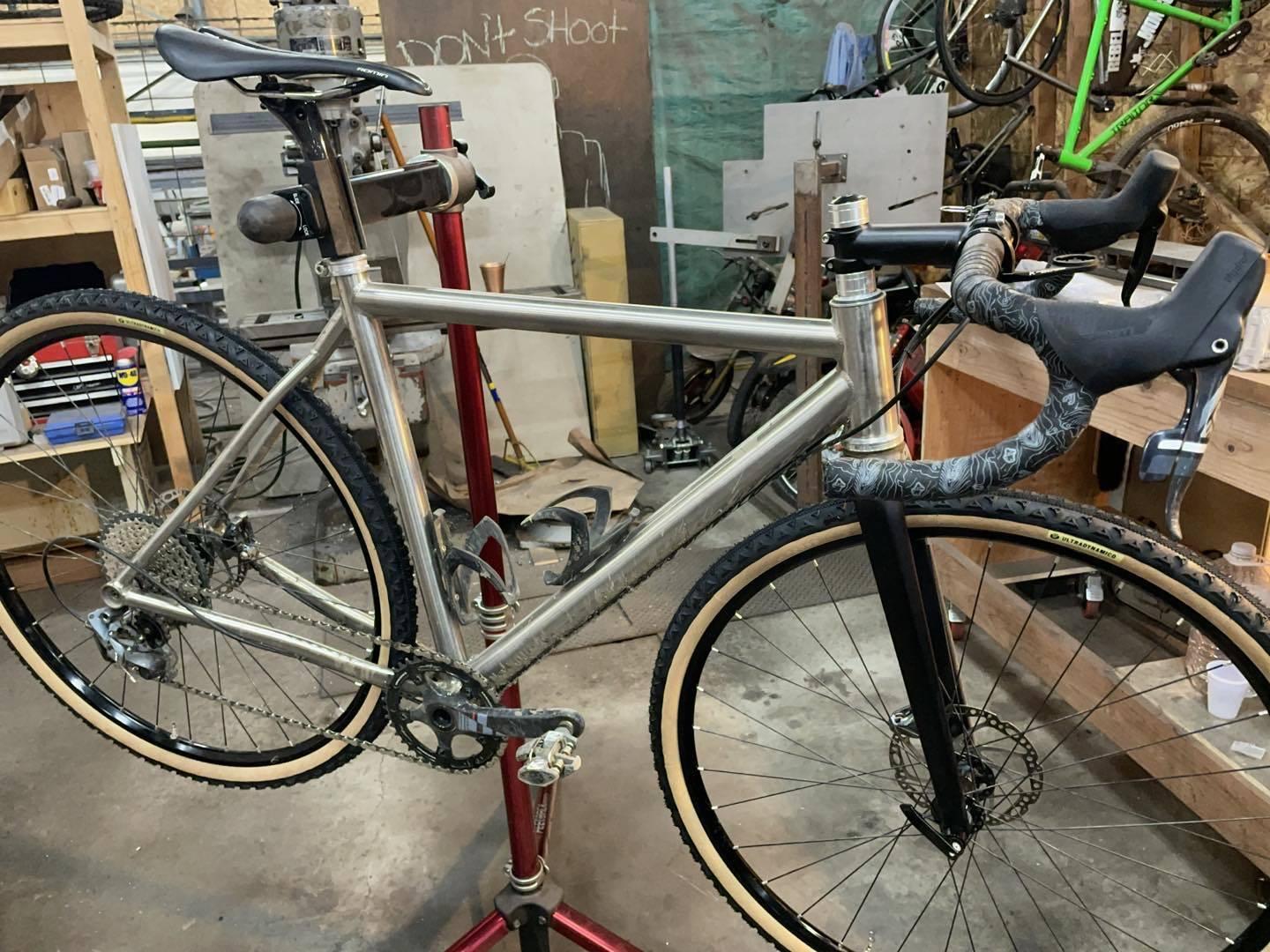 2018 Slug Custom Silver, gray or bare metal