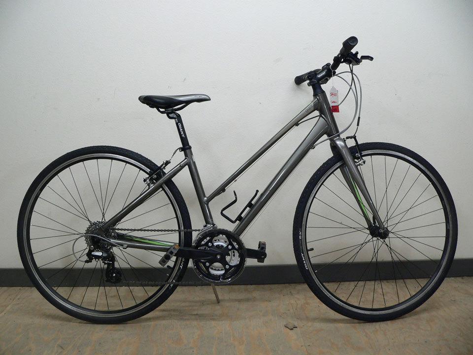 2012 Giant Escape 2 W  Black