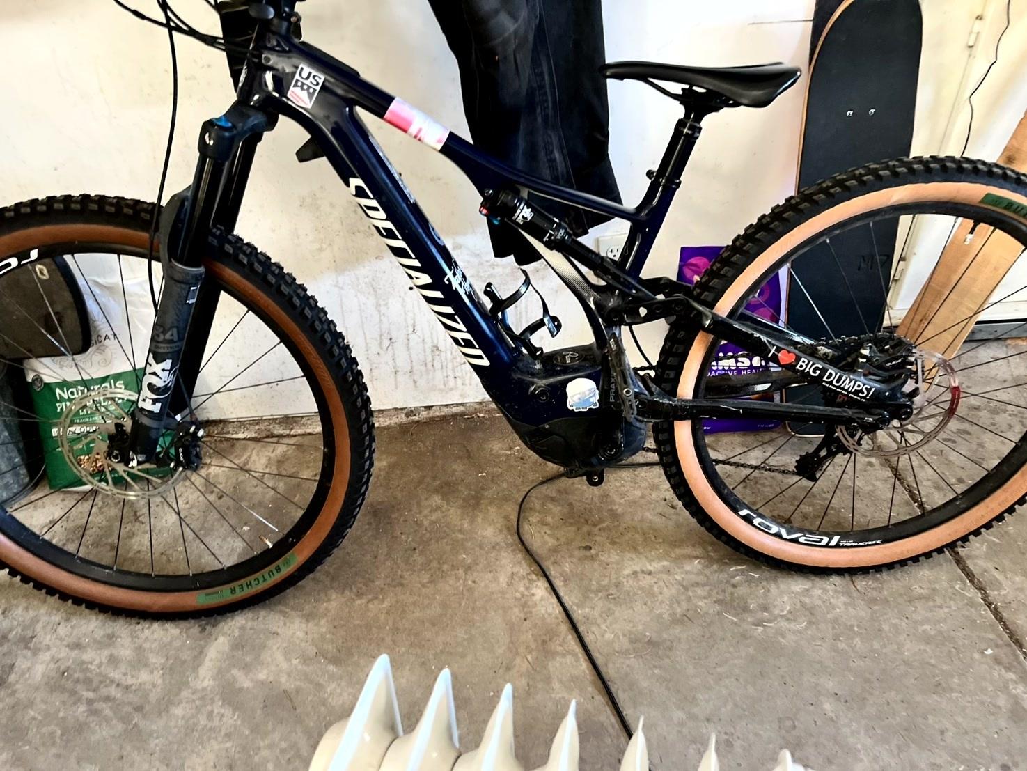 2019 Specialized LEVO Blue