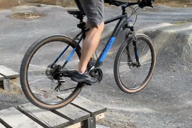 2021 Cube Aim Pro 29in XLarge Aluminium Lite Black and Blue