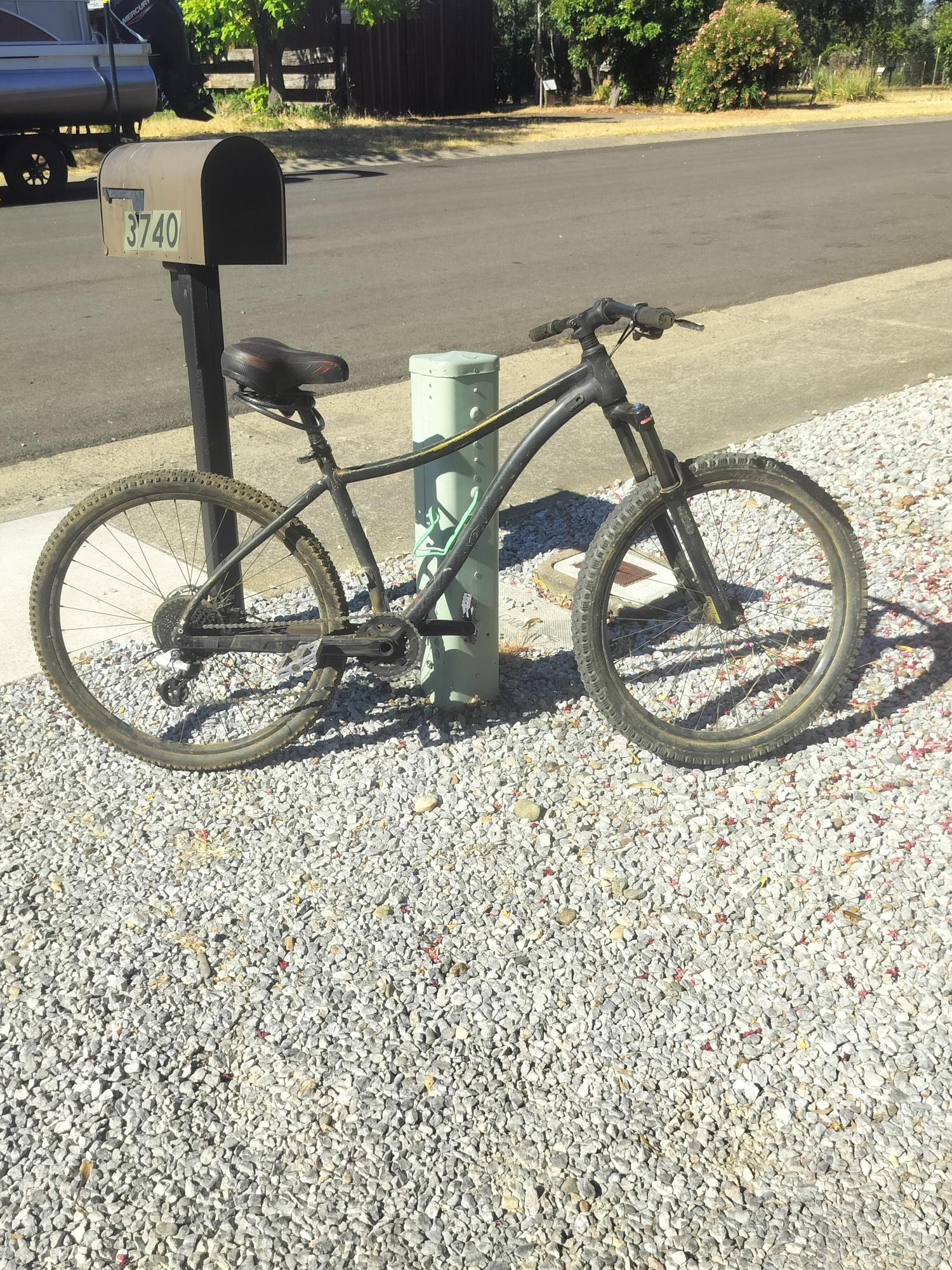 REI Co-op DRT 1.2 Yellow or Gold and Black