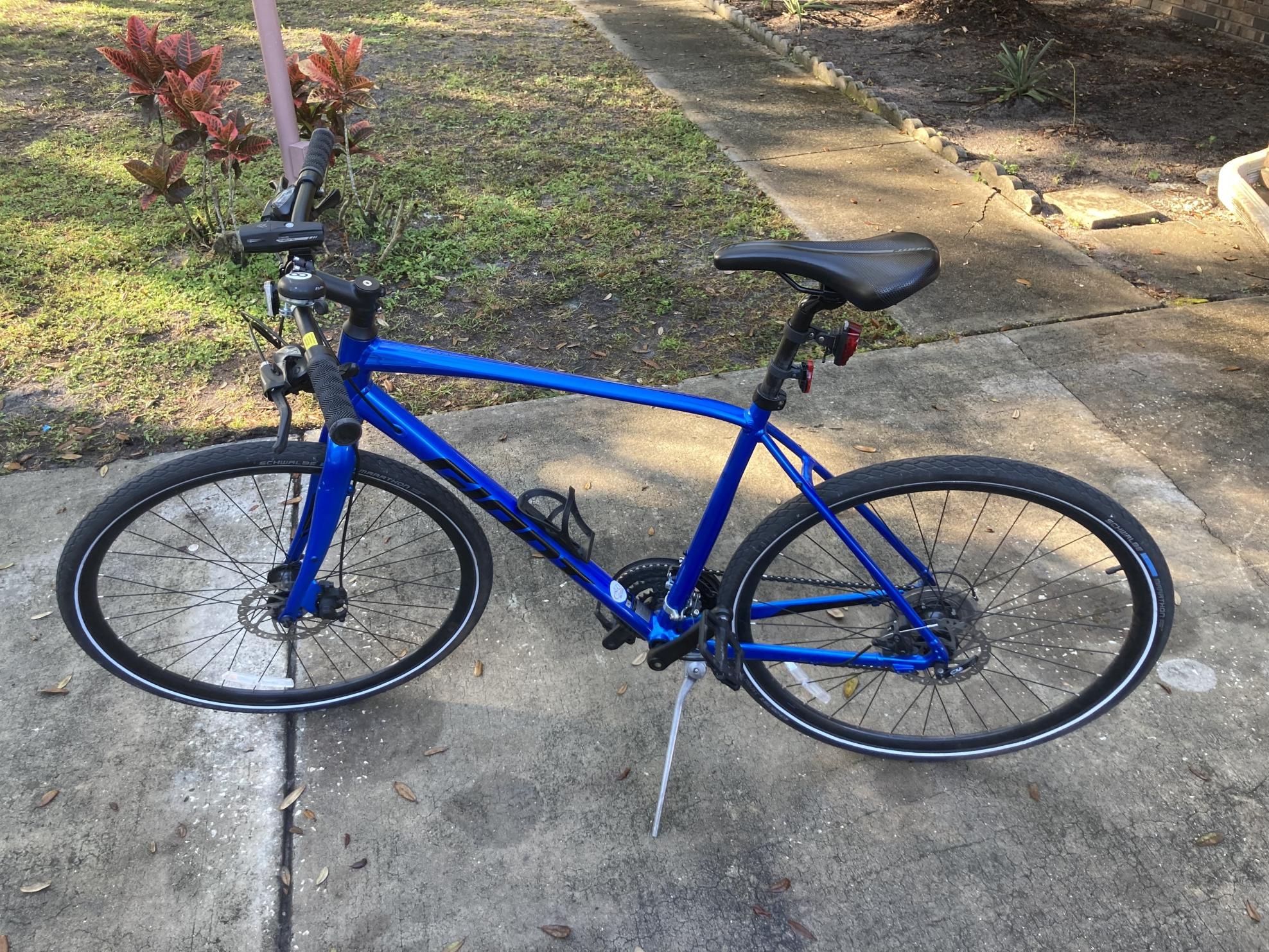 2021 Giant Escape 3 Disc Blue