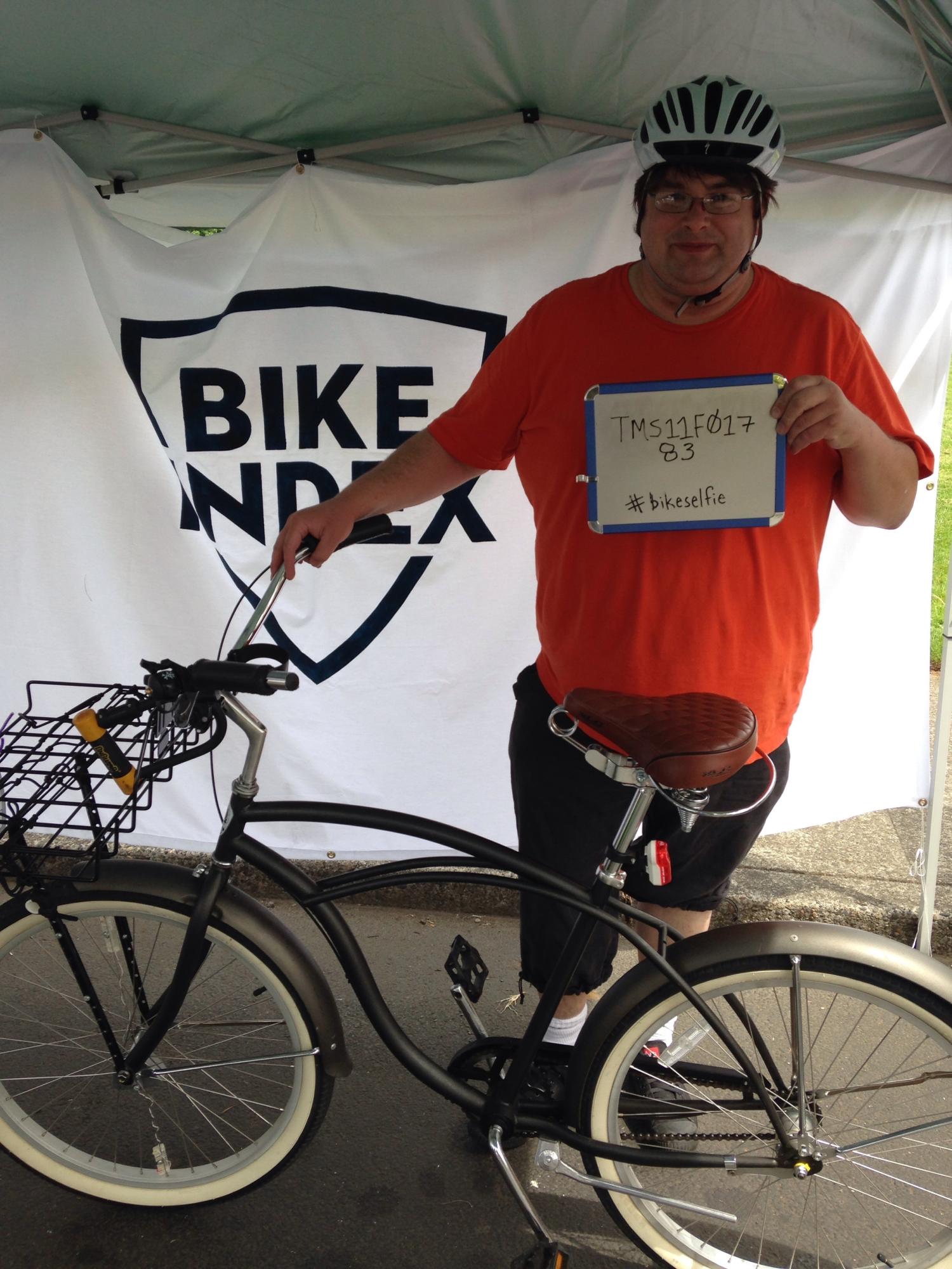 Unknown Unknown Silver or Gray