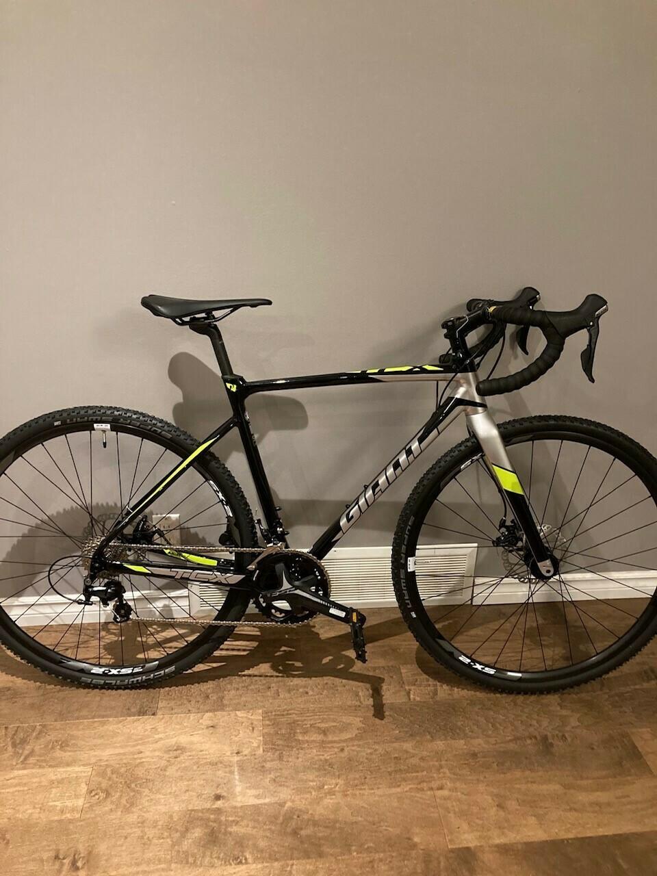 2017 Giant TCX Black