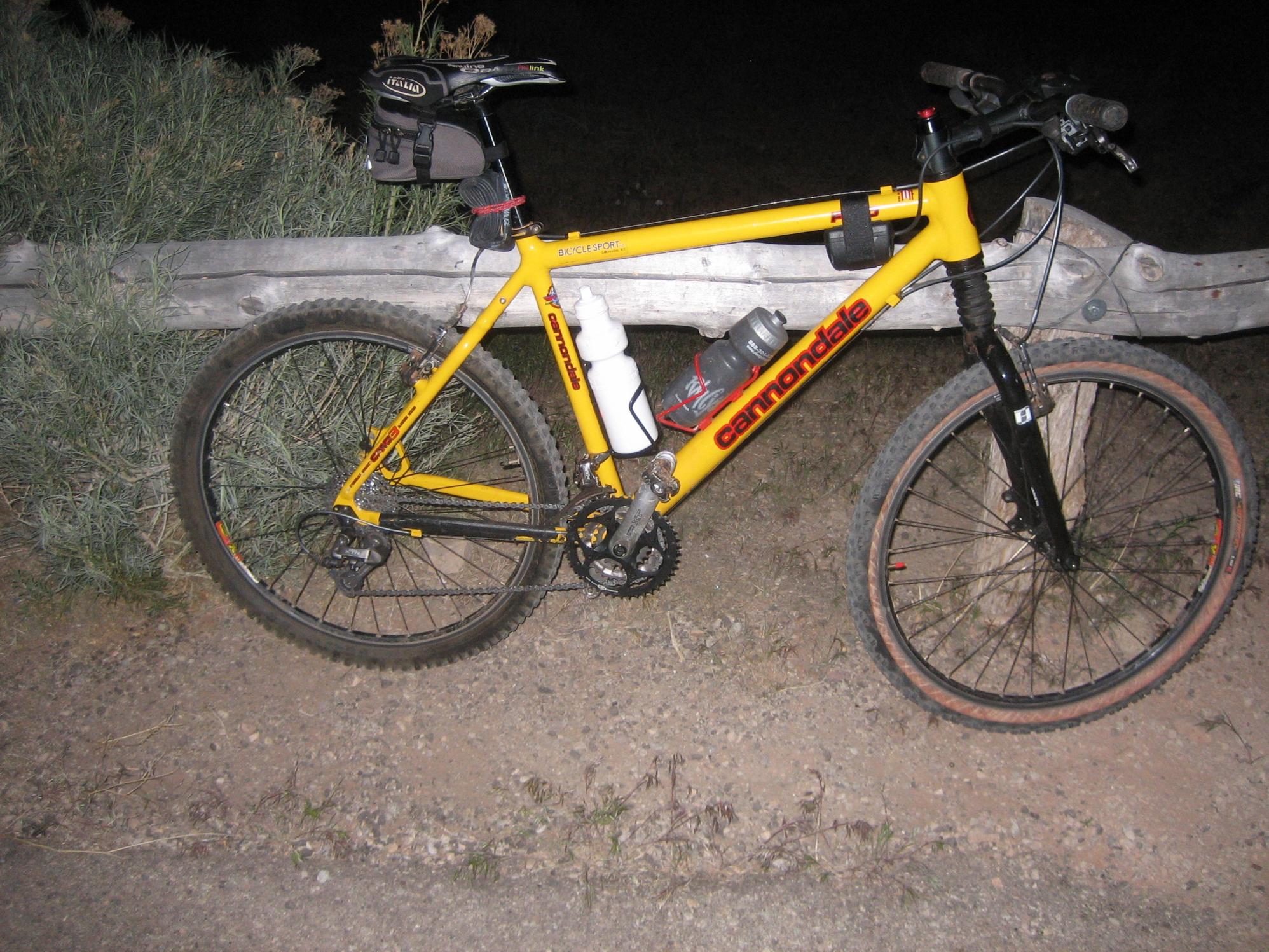 1999 Cannondale F700 Yellow or Gold
