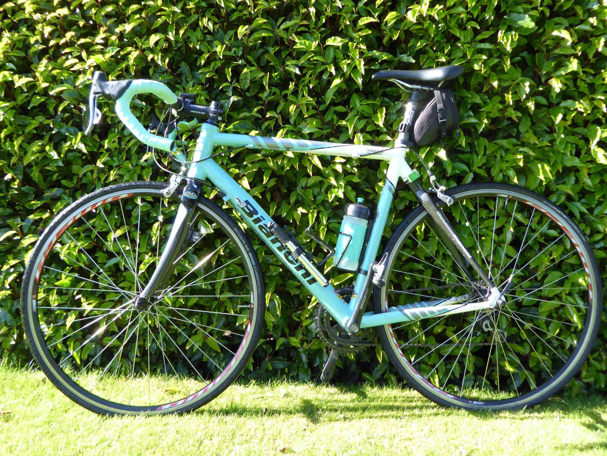 Bianchi Via Nirone 7 campingolo components Teal