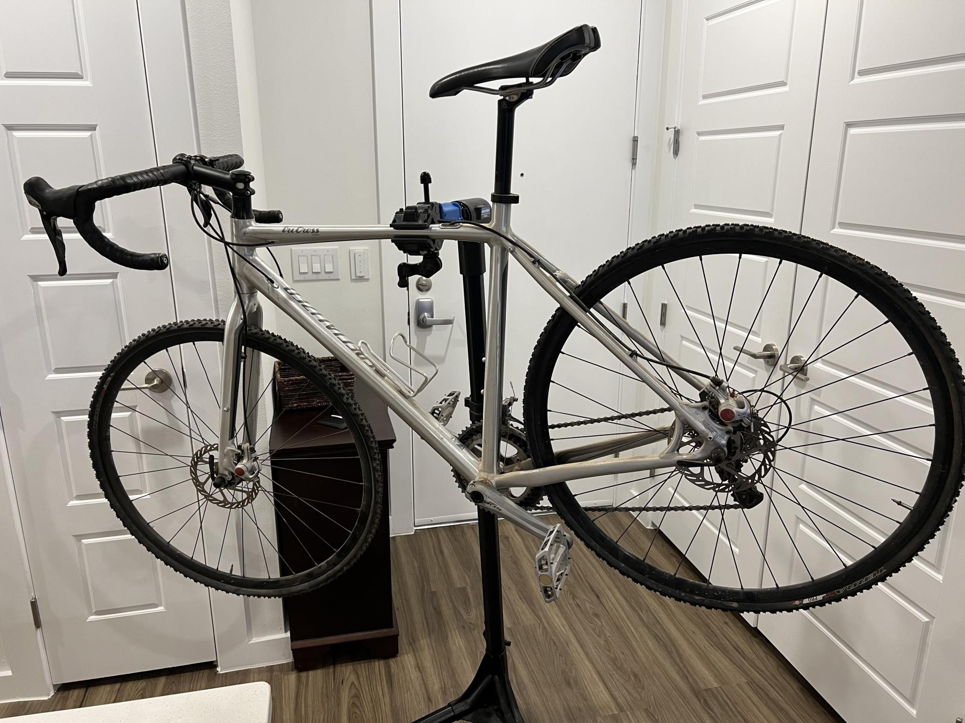 2014 Specialized Tricross Comp Disc Silver, gray or bare metal