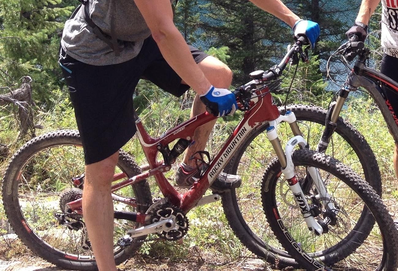 2011 Rocky Mountain Bicycles Element Red