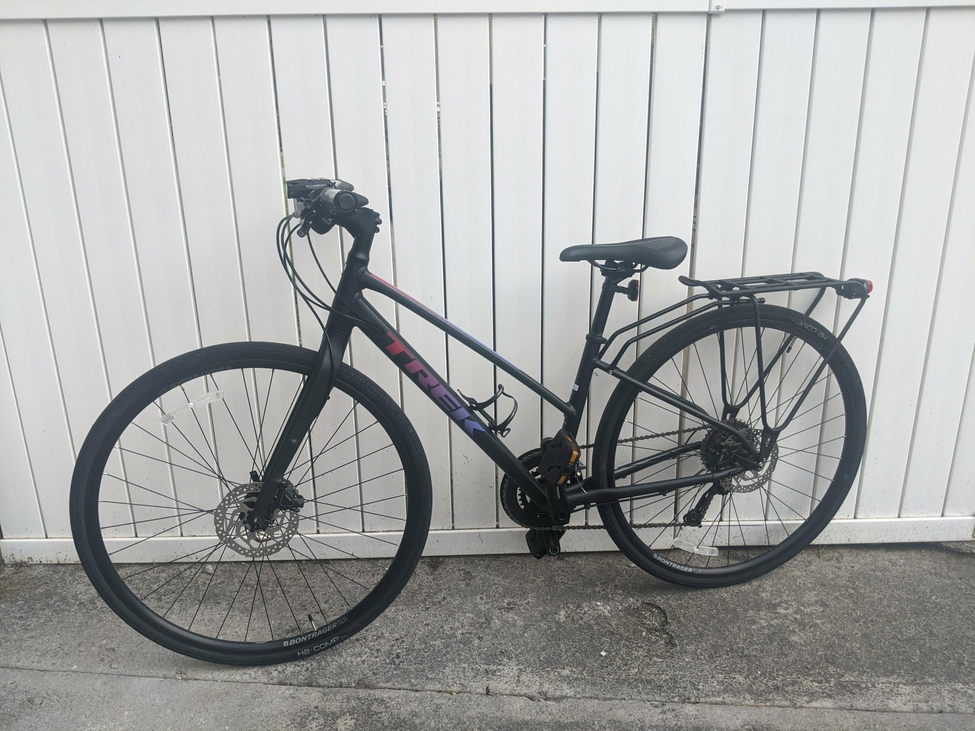 2021 Trek FX 3 Disc Stagger Black